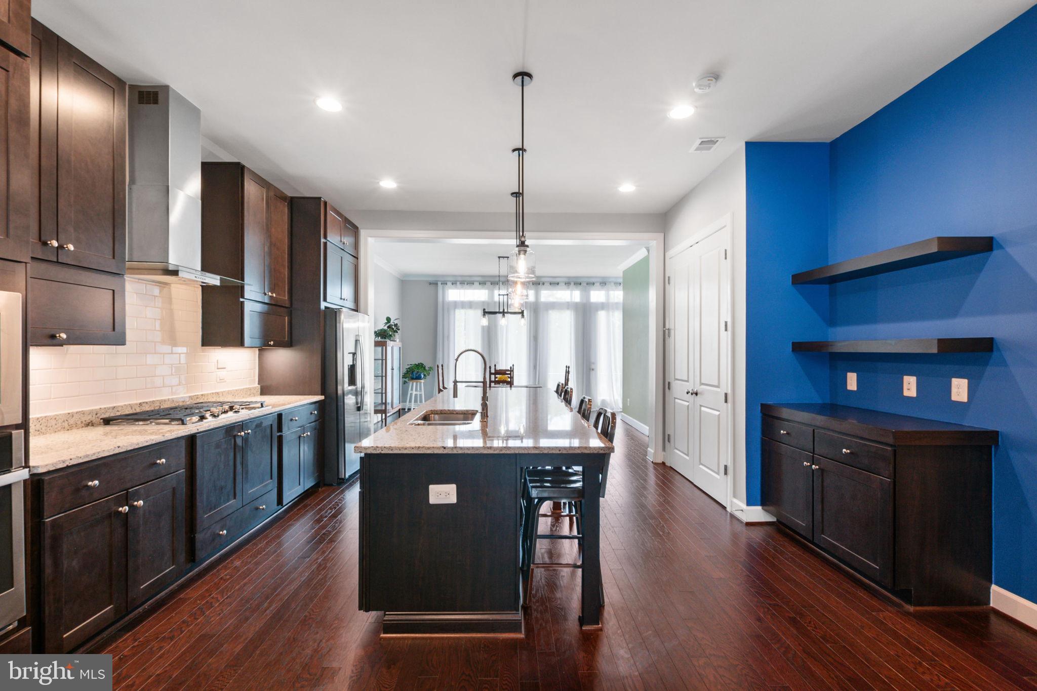 GARDEN DISTRICT AT BRAMBLETON TOWN CENTER - Residential