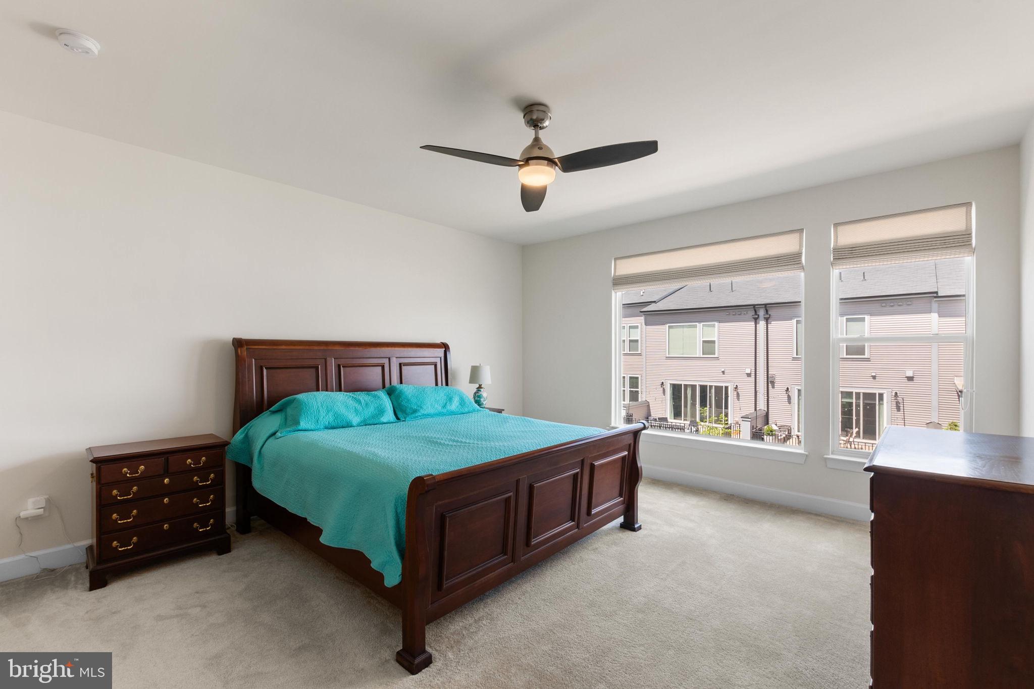 GARDEN DISTRICT AT BRAMBLETON TOWN CENTER - Residential