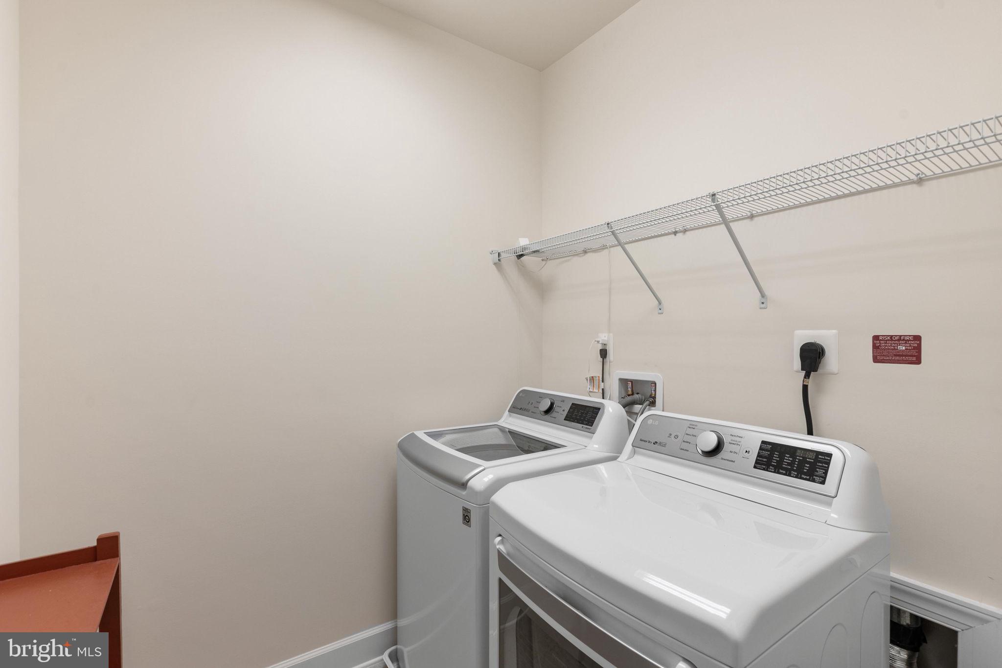 GARDEN DISTRICT AT BRAMBLETON TOWN CENTER - Residential