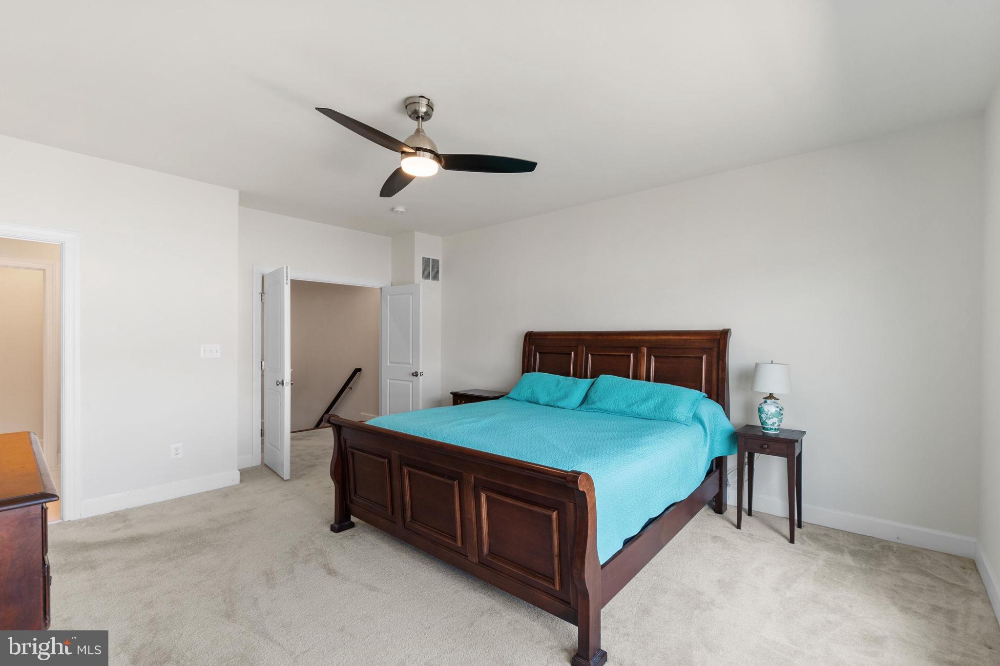 GARDEN DISTRICT AT BRAMBLETON TOWN CENTER - Residential