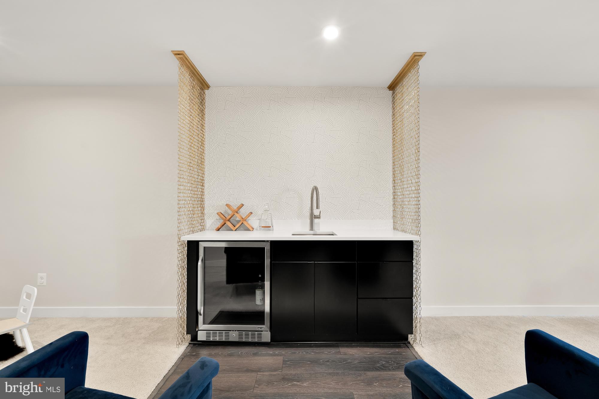 POTOMAC SHORES - Residential Lease