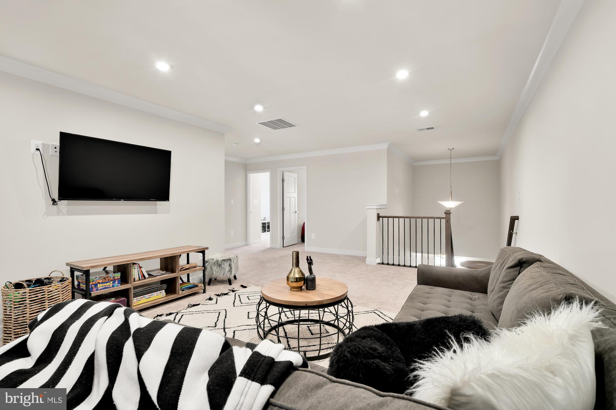 POTOMAC SHORES - Residential Lease