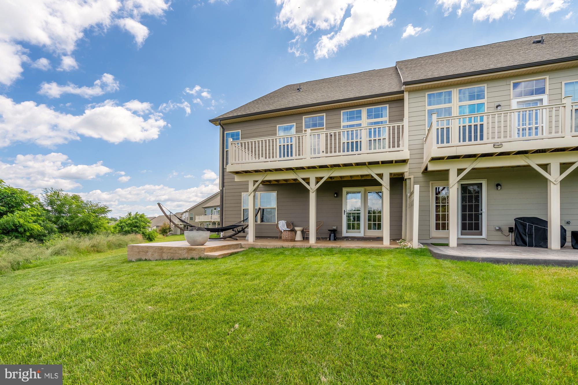 POTOMAC SHORES - Residential Lease