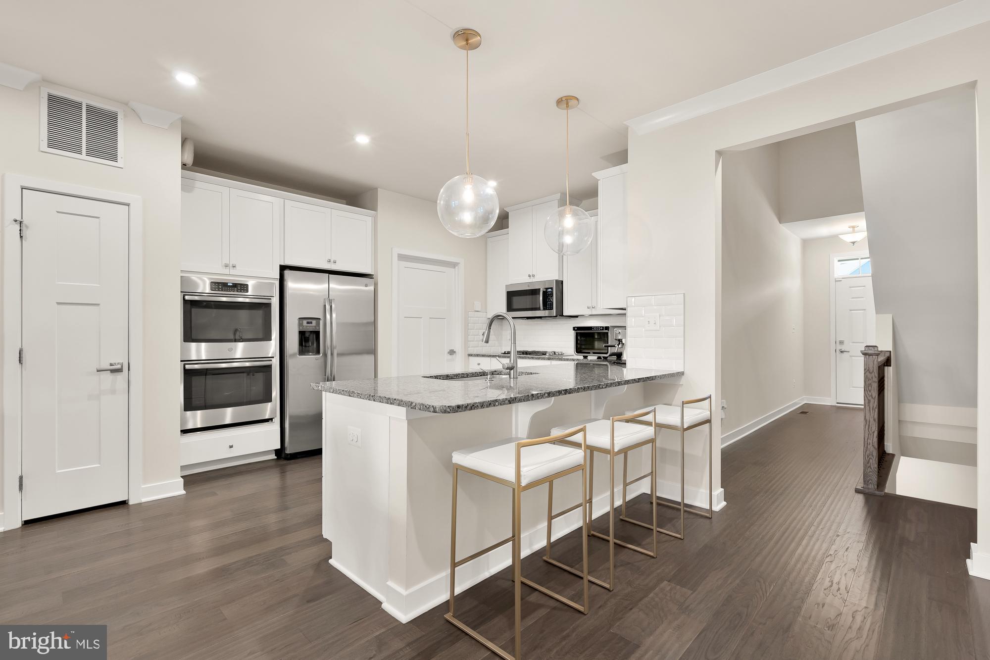 POTOMAC SHORES - Residential Lease