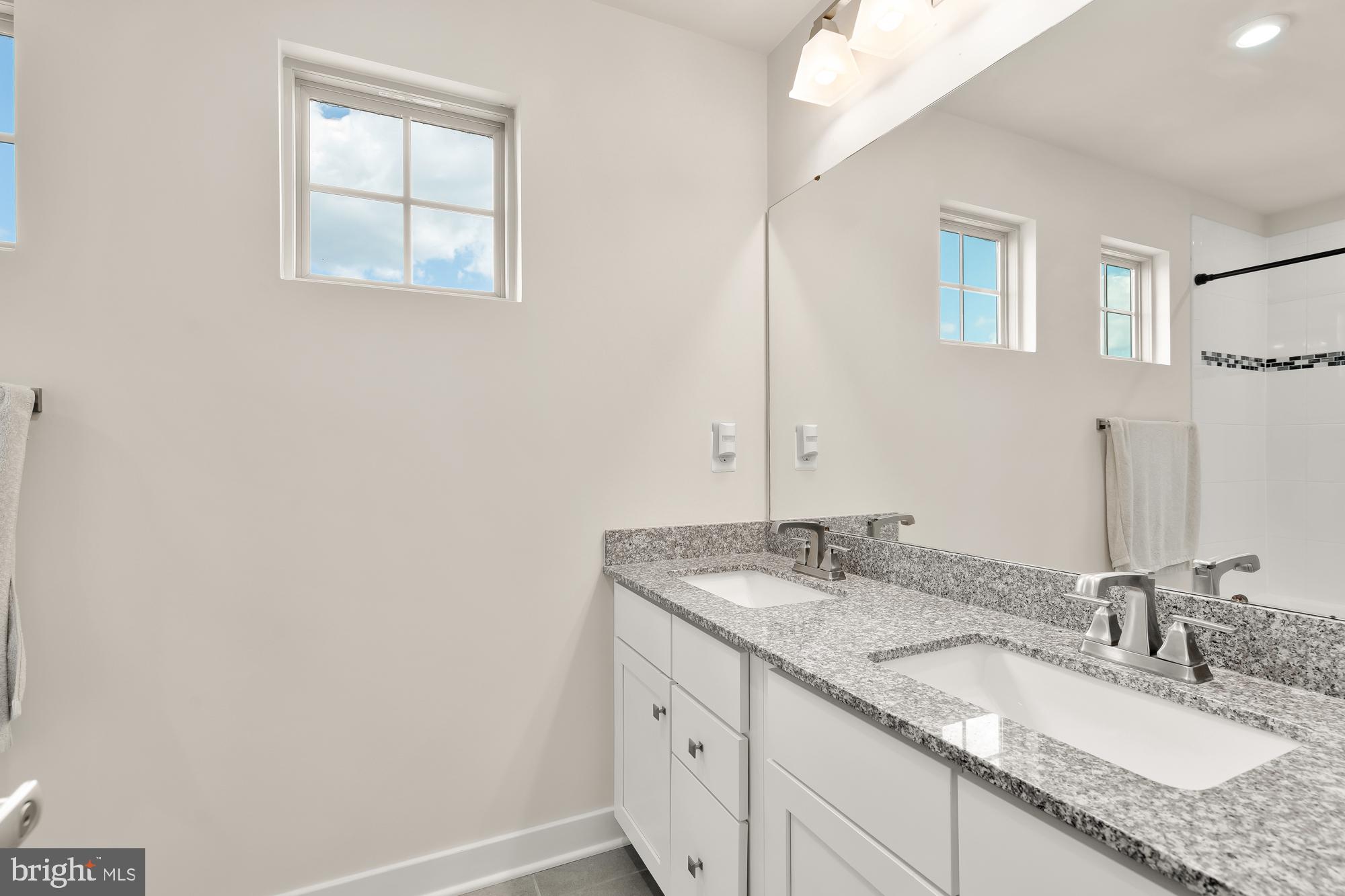 POTOMAC SHORES - Residential Lease