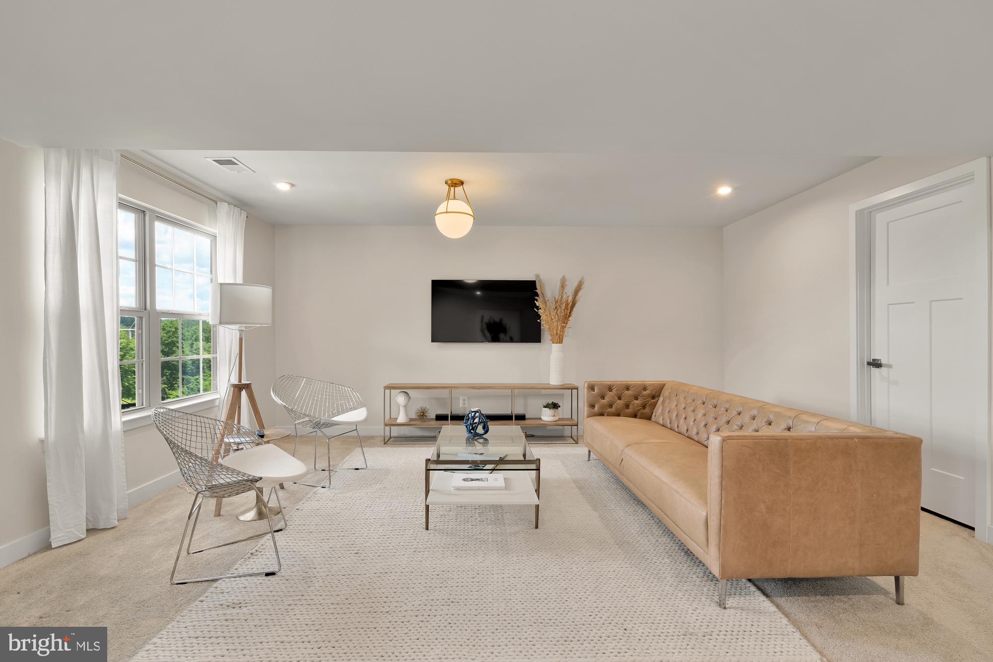 POTOMAC SHORES - Residential Lease