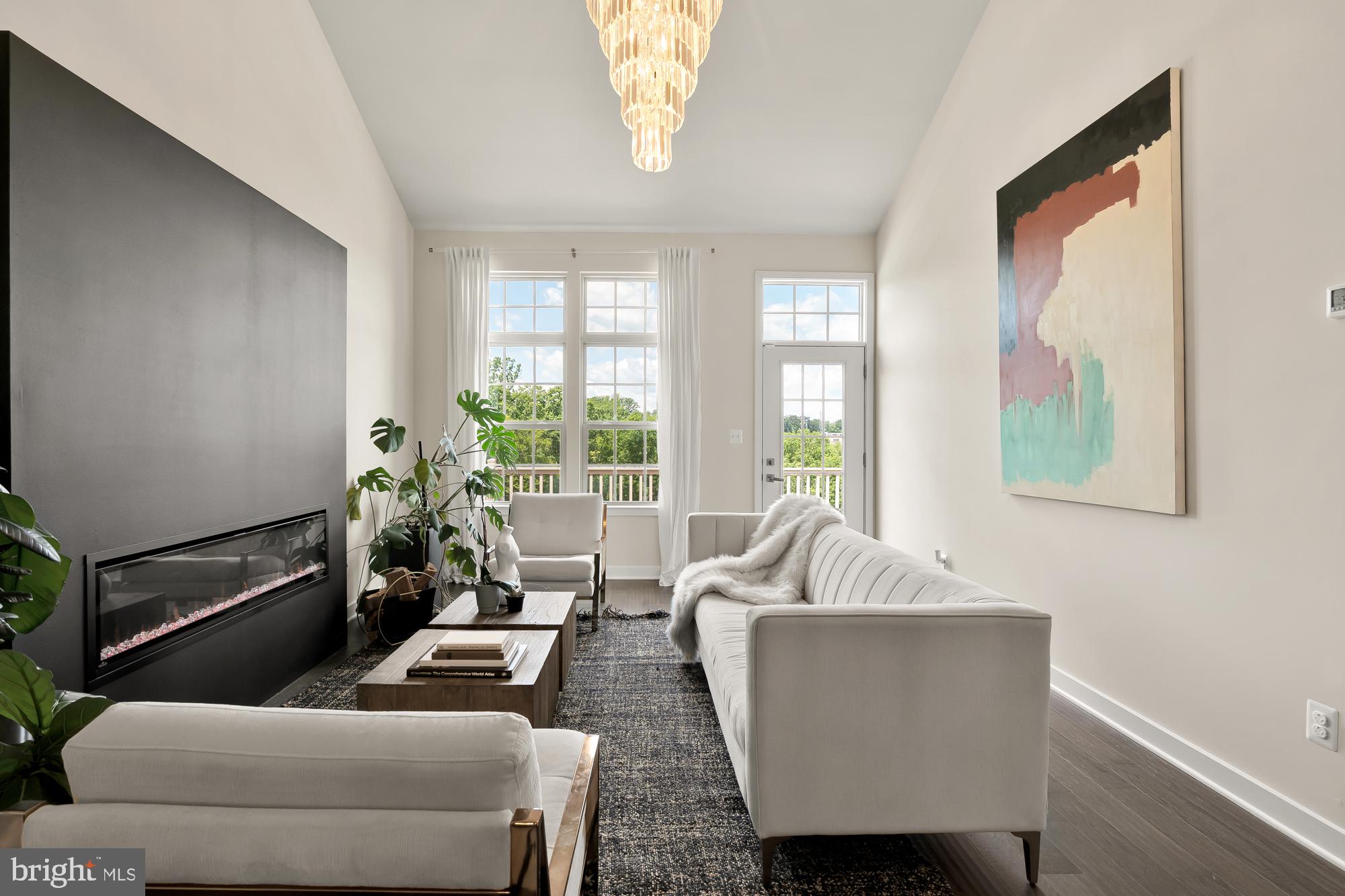 POTOMAC SHORES - Residential Lease