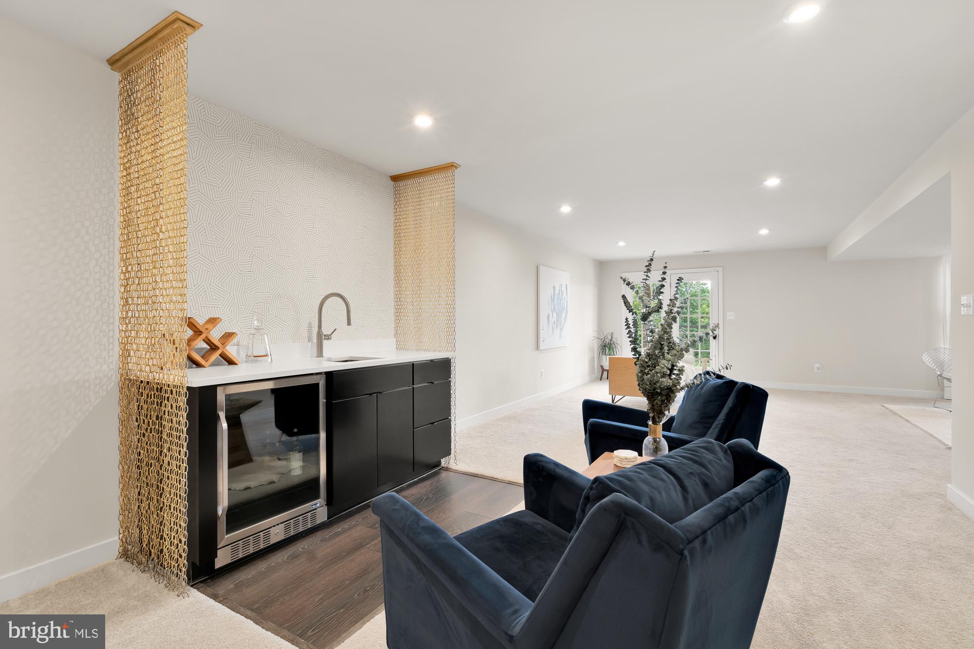 POTOMAC SHORES - Residential Lease