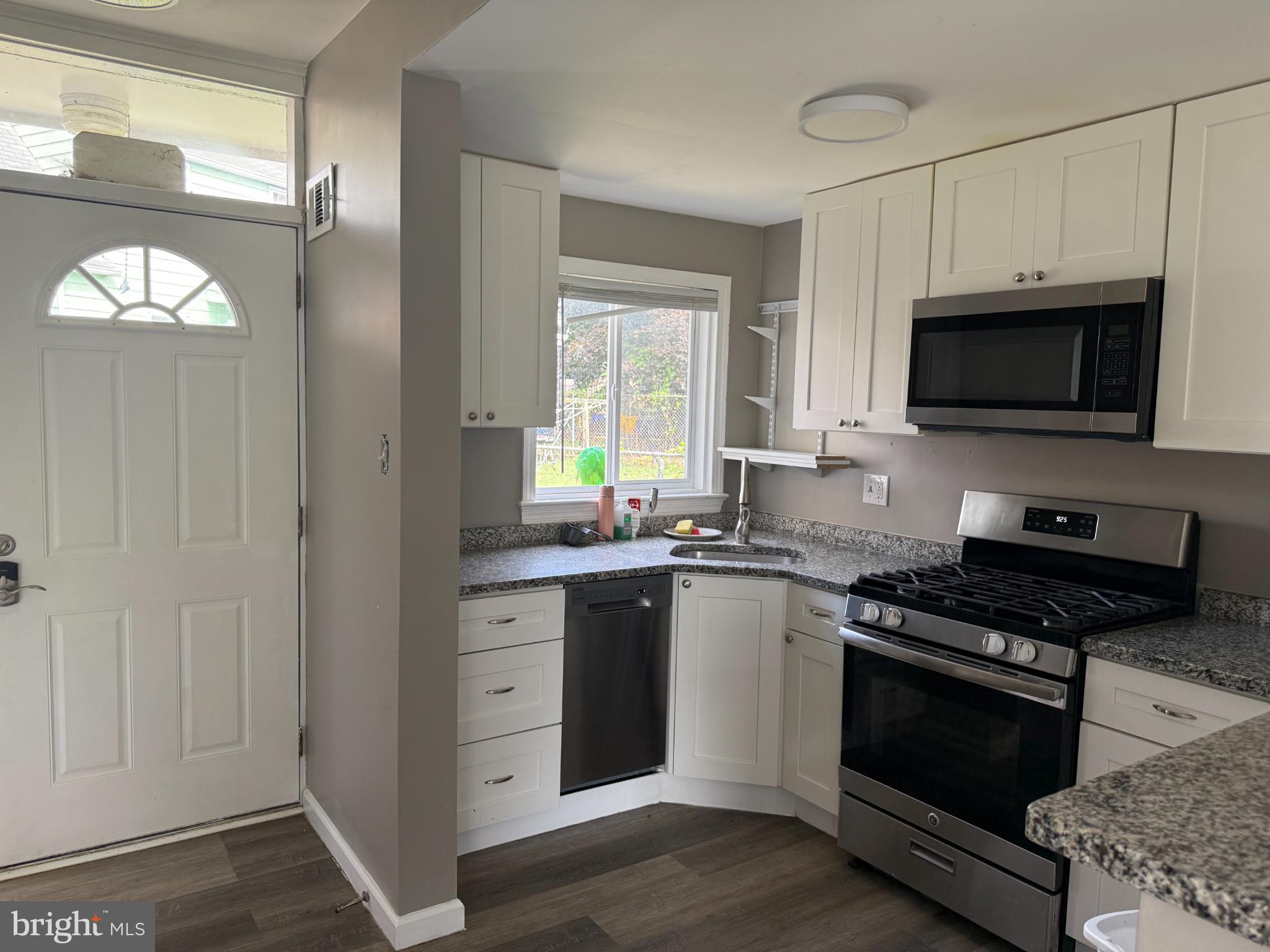 FOREST VILLA - Residential Lease