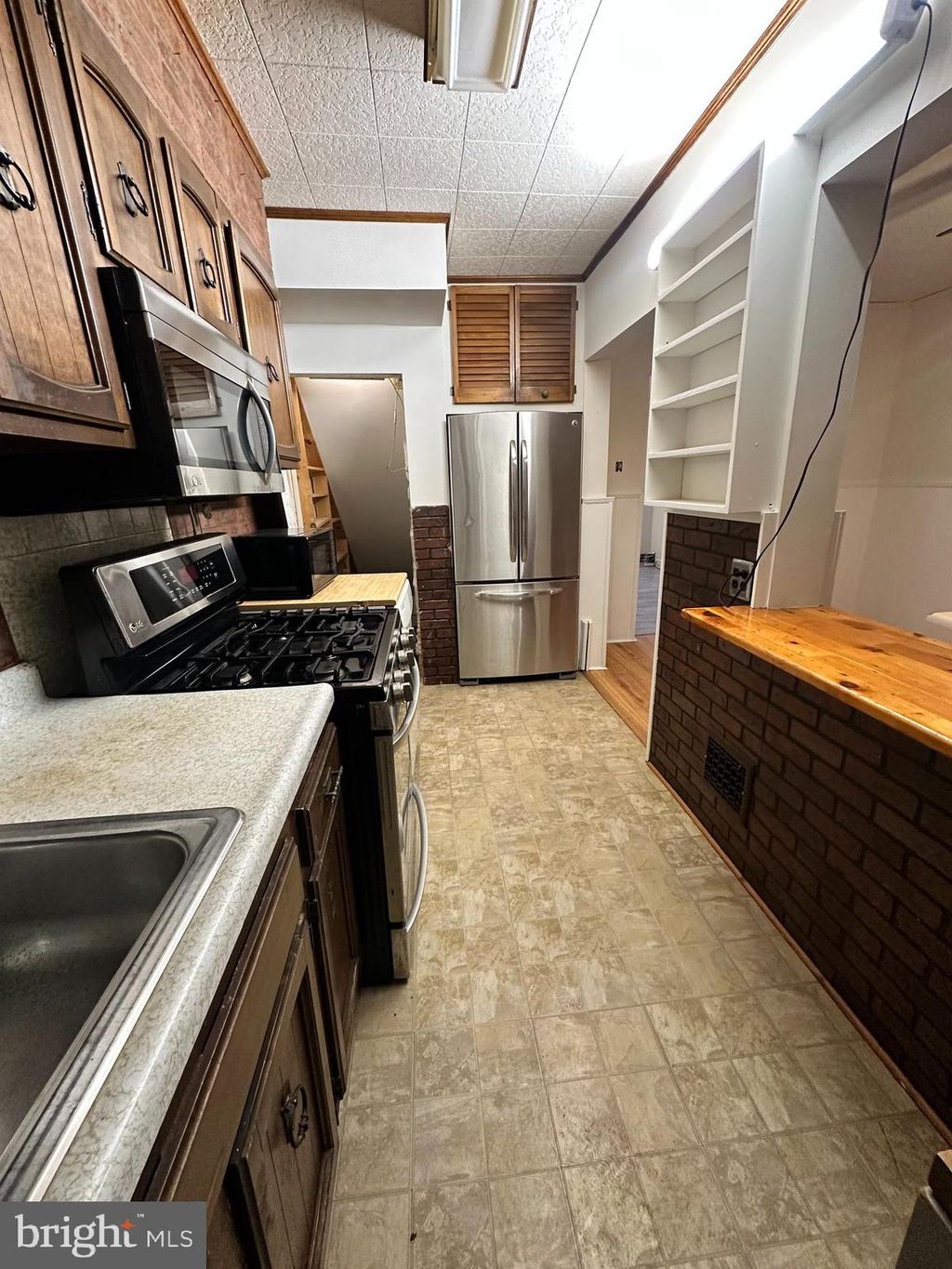 Photo of 7105 Guyer Avenue, PHILADELPHIA, PA 19153 (MLS # PAPH2581438)