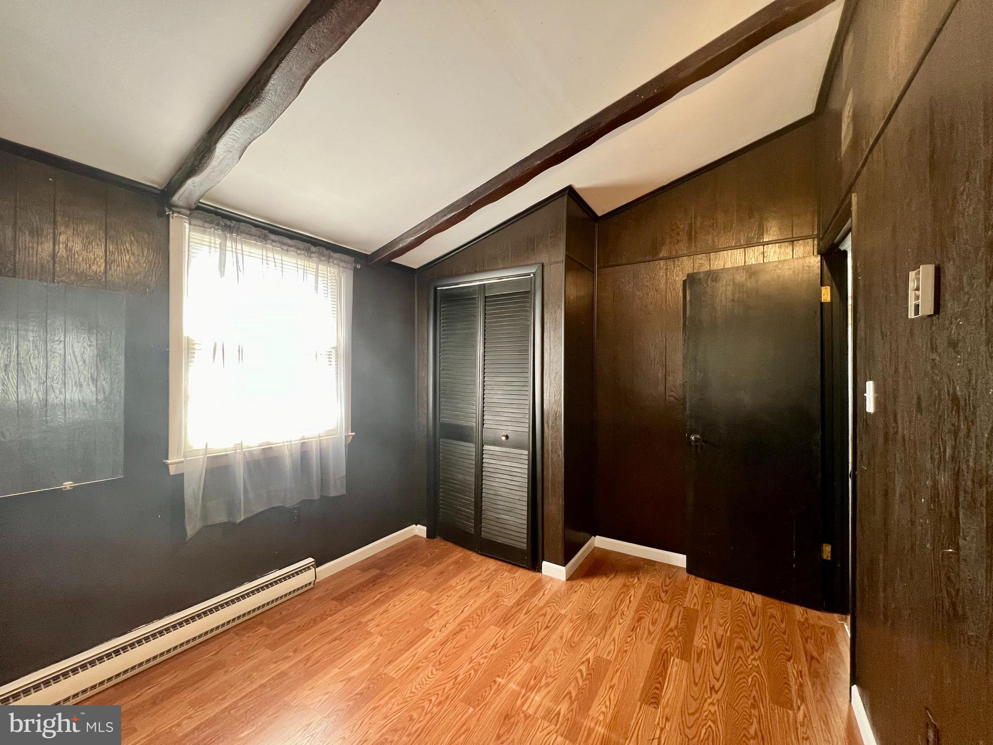 SLEEPY HOLLOW - Residential Lease