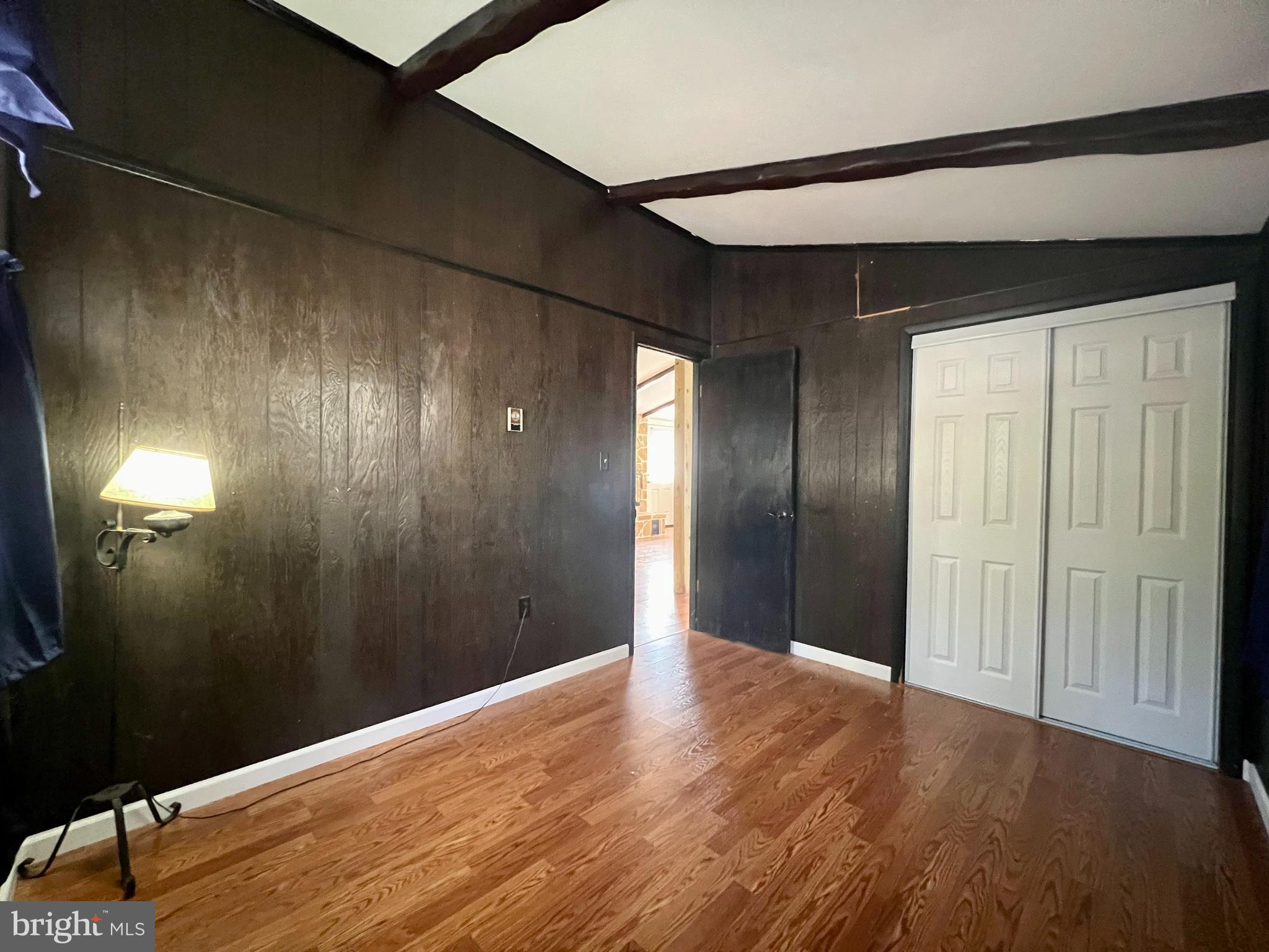 SLEEPY HOLLOW - Residential Lease