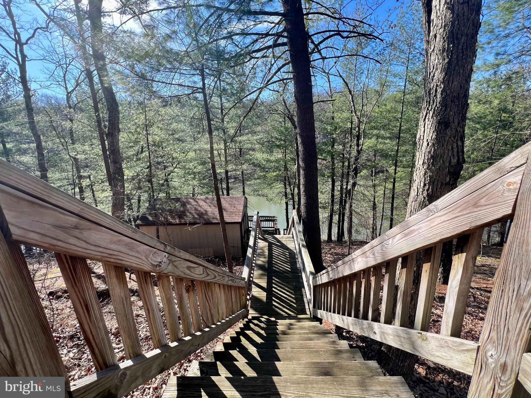 SLEEPY HOLLOW - Residential Lease