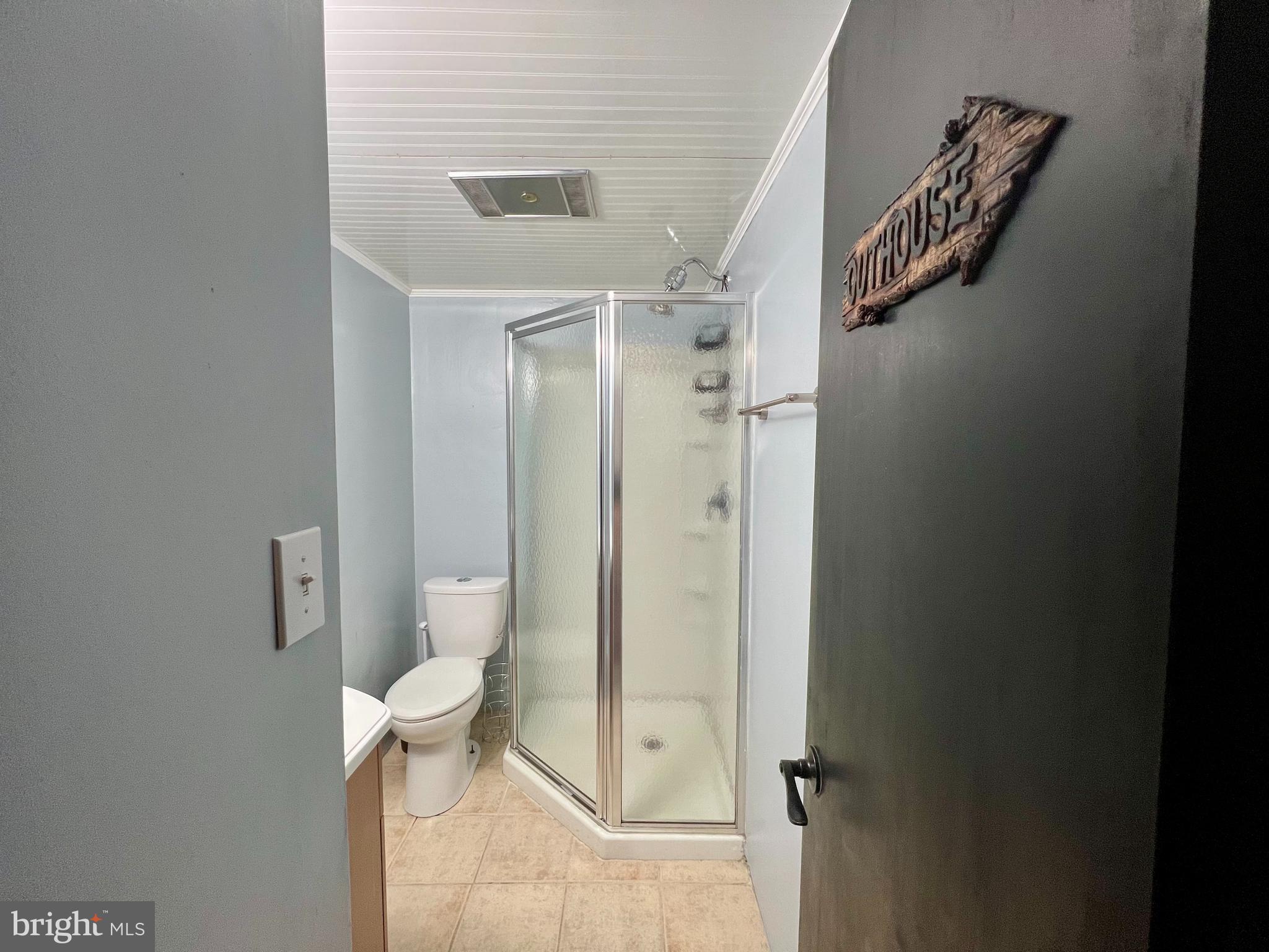 SLEEPY HOLLOW - Residential Lease