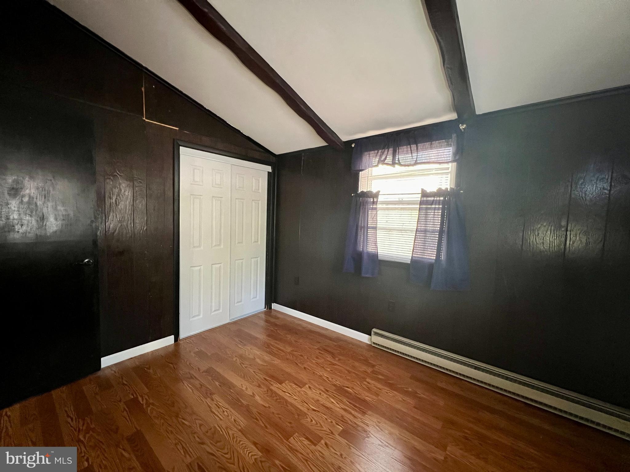 SLEEPY HOLLOW - Residential Lease