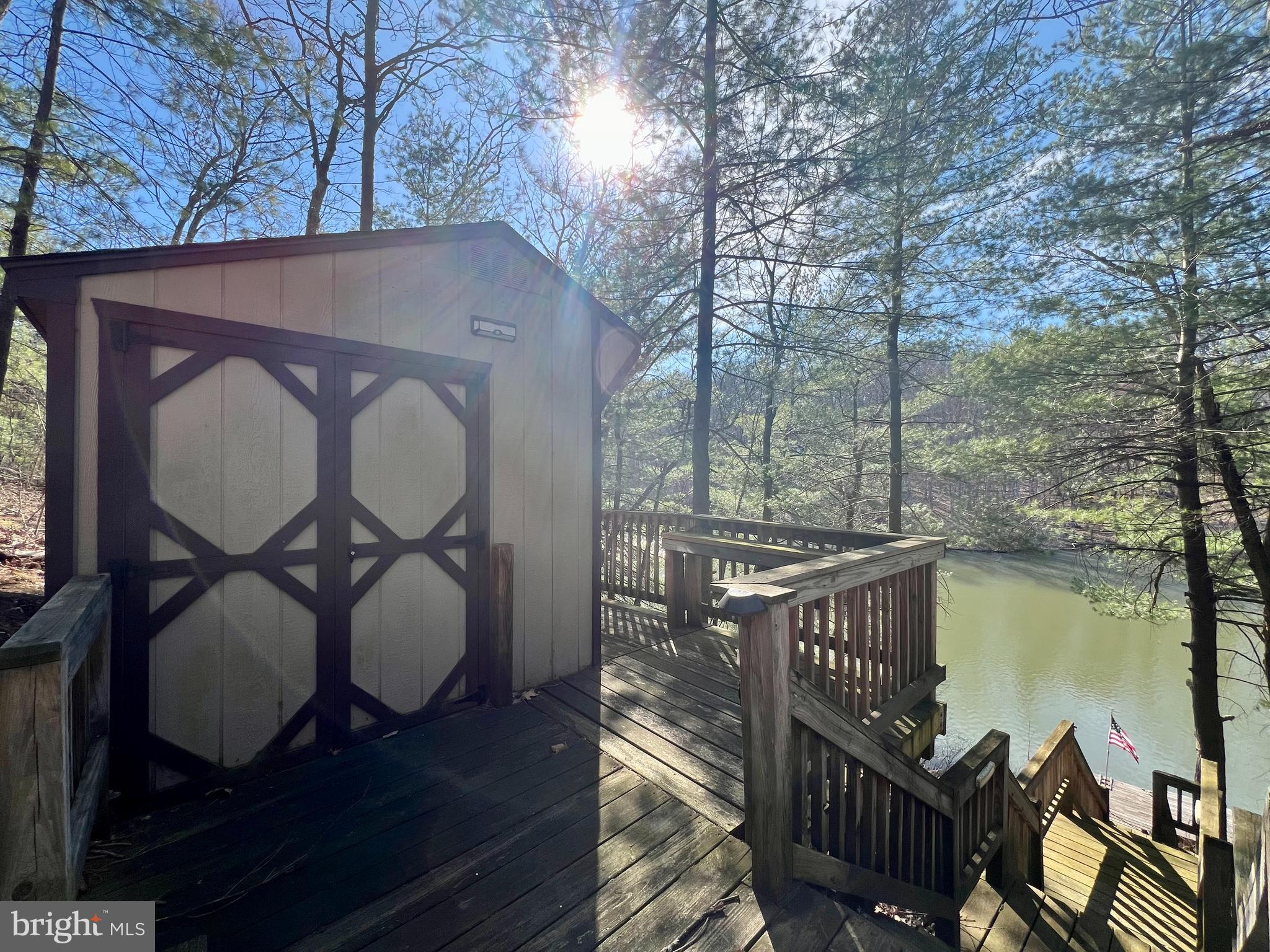 SLEEPY HOLLOW - Residential Lease