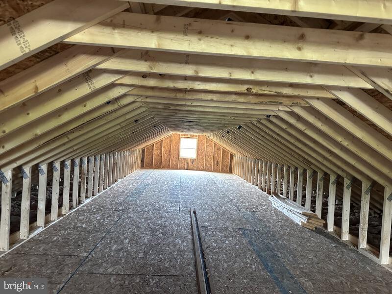 LINDALE VILLAGE - Residential