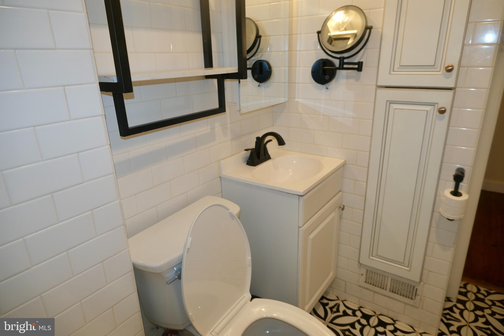 BELLA VISTA - Residential Lease