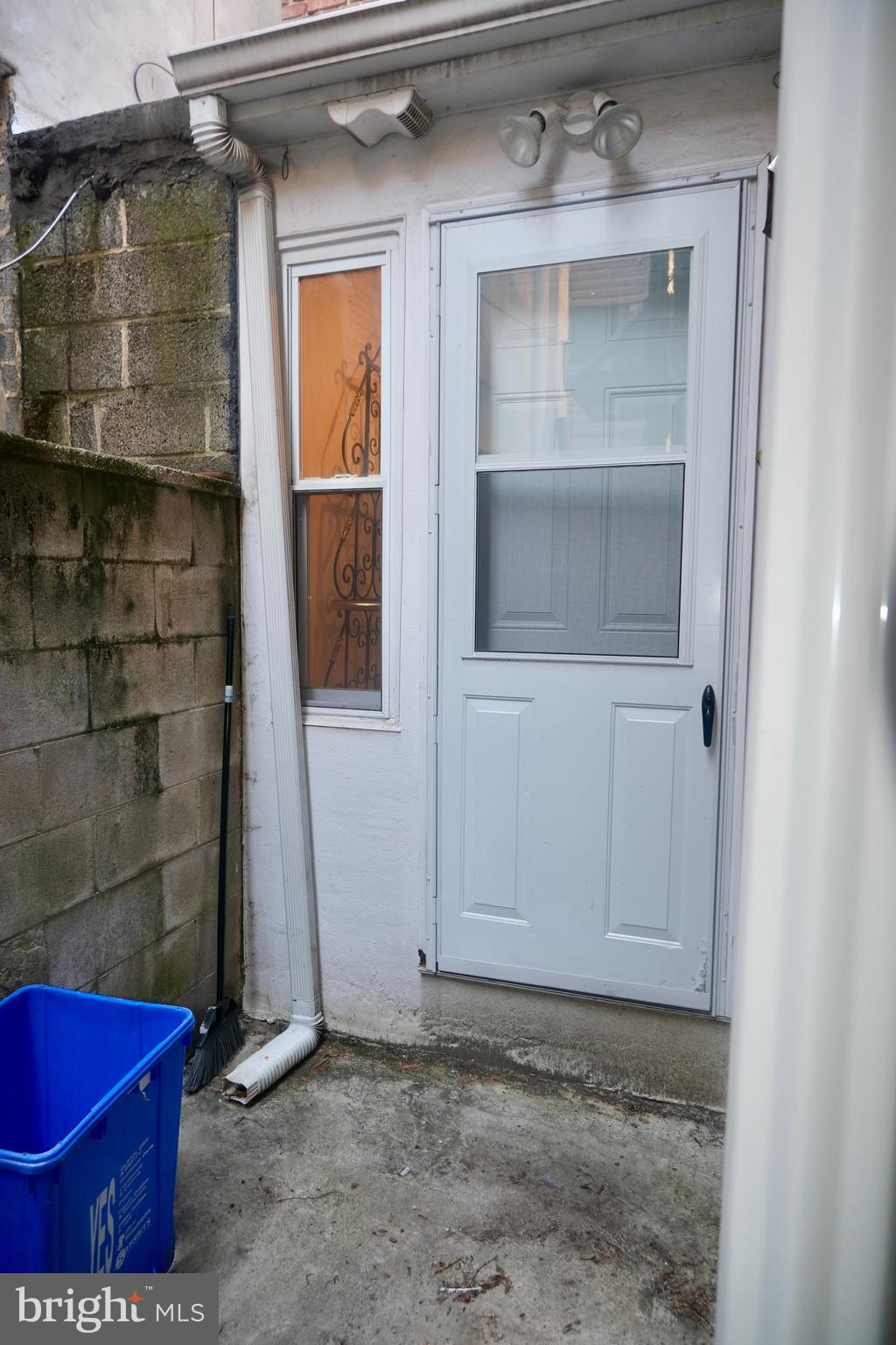 BELLA VISTA - Residential Lease