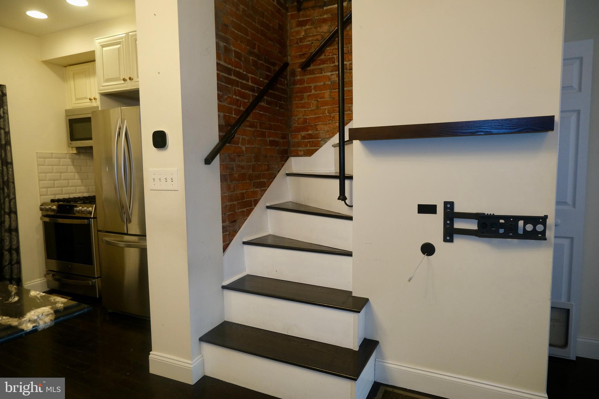 BELLA VISTA - Residential Lease