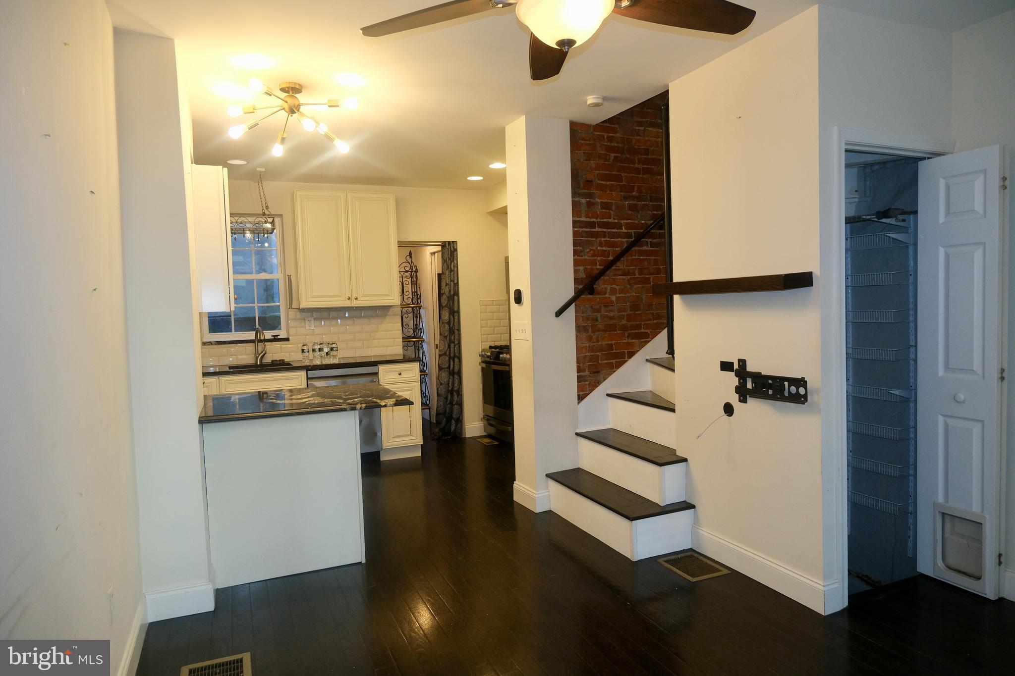 BELLA VISTA - Residential Lease