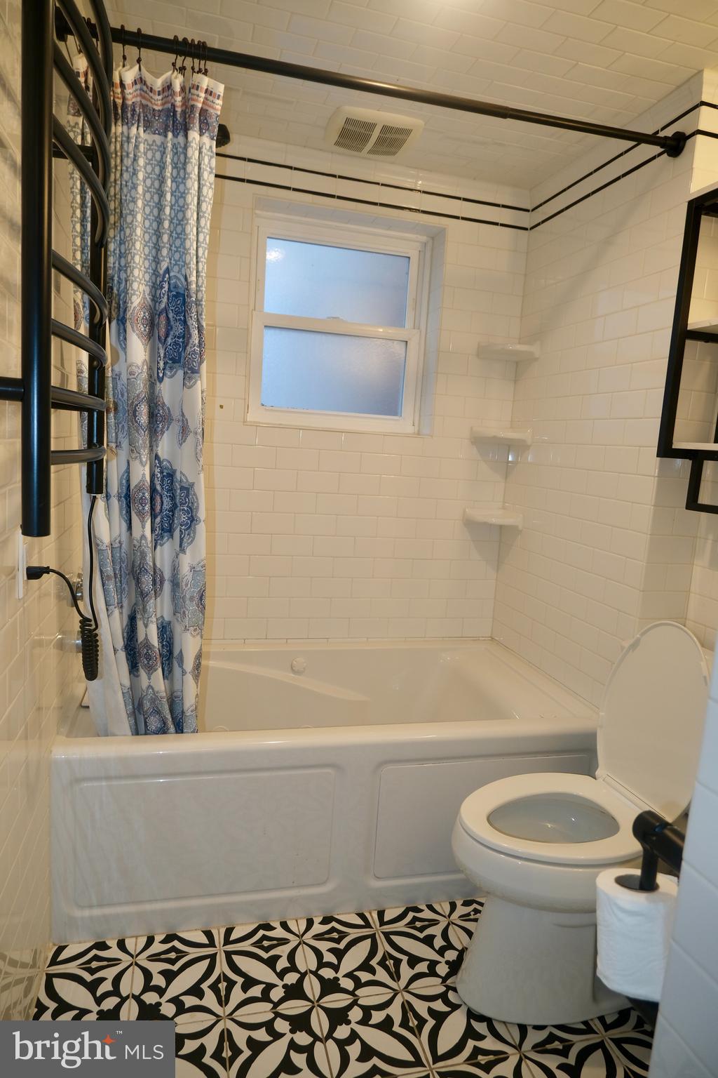 BELLA VISTA - Residential Lease