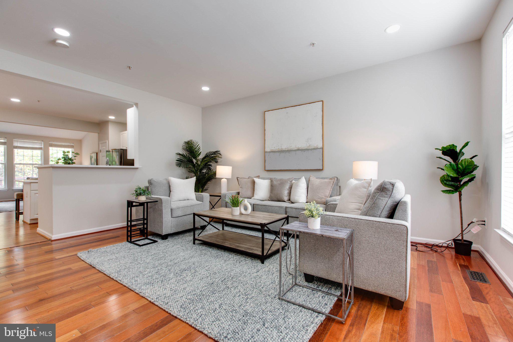 2105 BEXLEY DRIVE