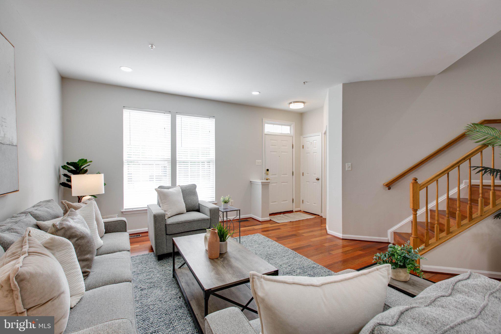 2105 BEXLEY DRIVE