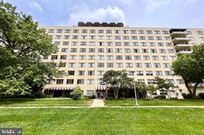 ALEXANDRIA - Commercial Sale