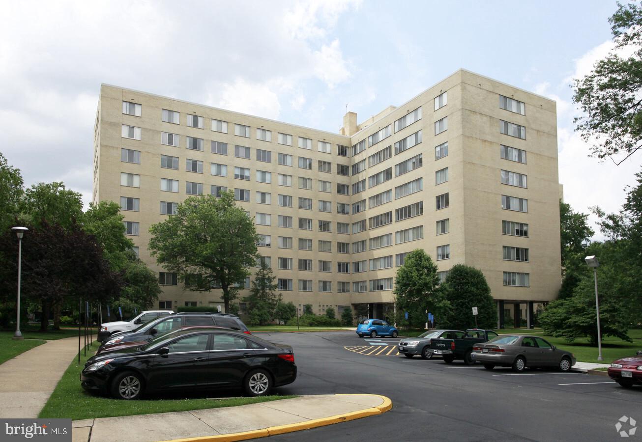 ALEXANDRIA - Commercial Sale