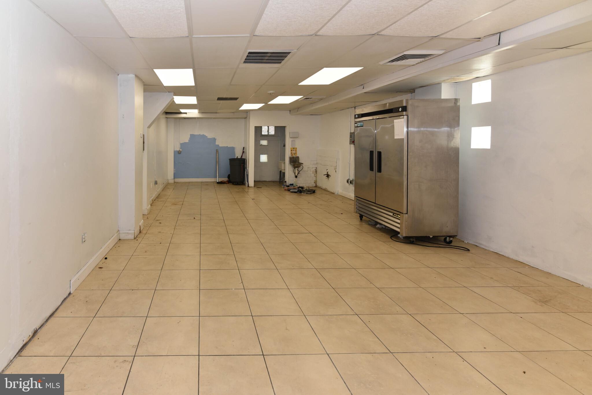 ALEXANDRIA - Commercial Sale