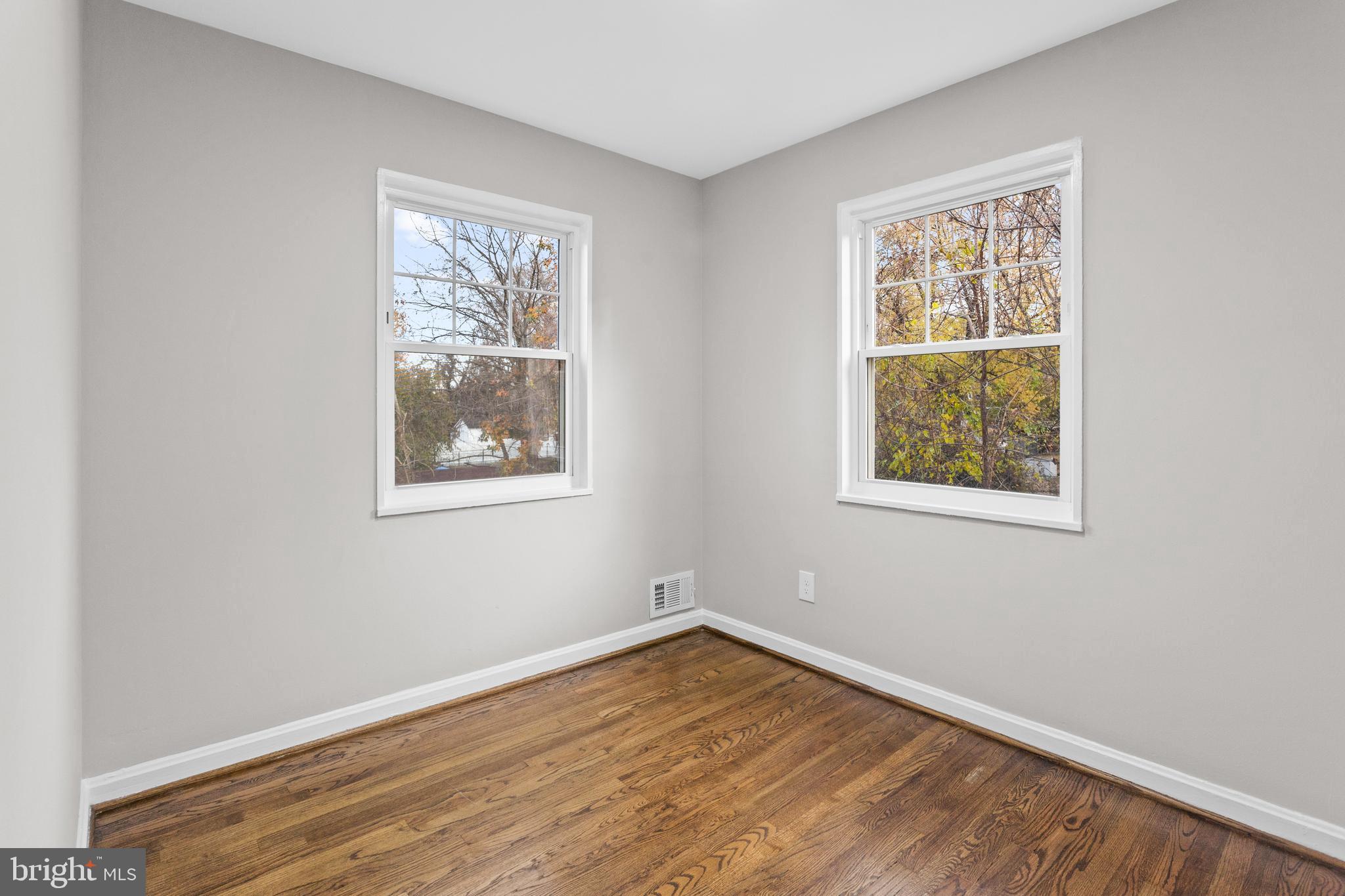 MOUNT RAINIER - Residential