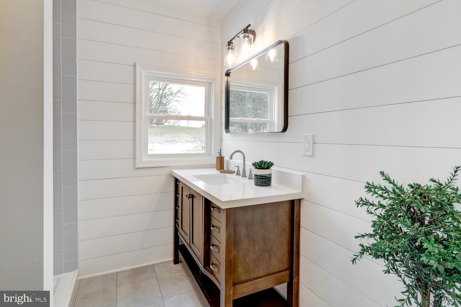 MIDDLESEX TWP - Residential