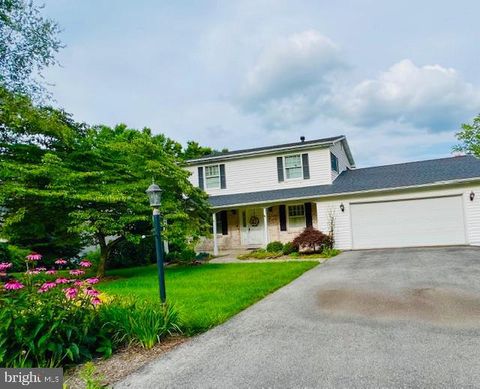 Homes For Sale - 411 Ridge Avenue<br/> Blair County, ALTOONA, PA 16602