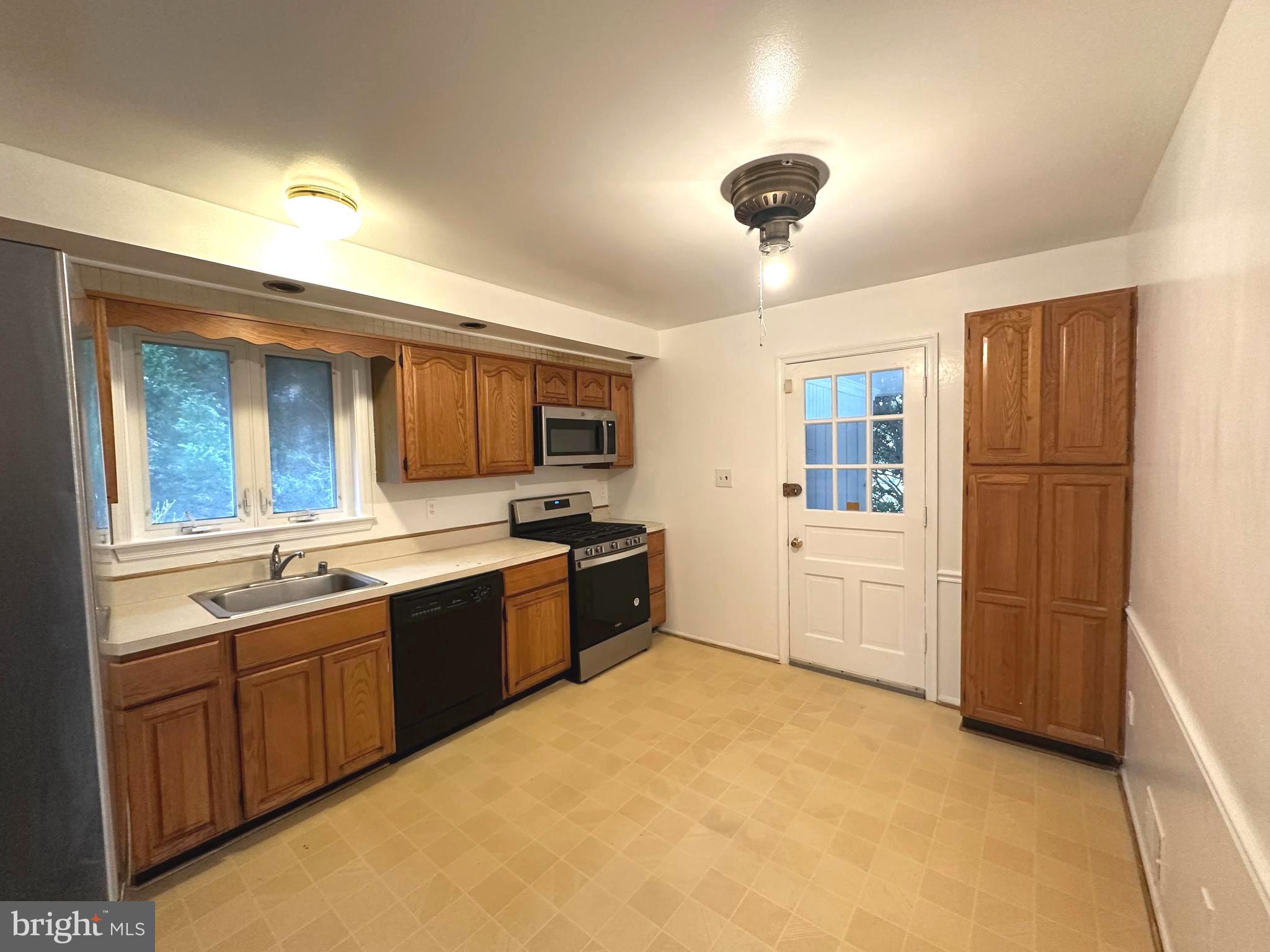 OLNEY MILL - Residential Lease