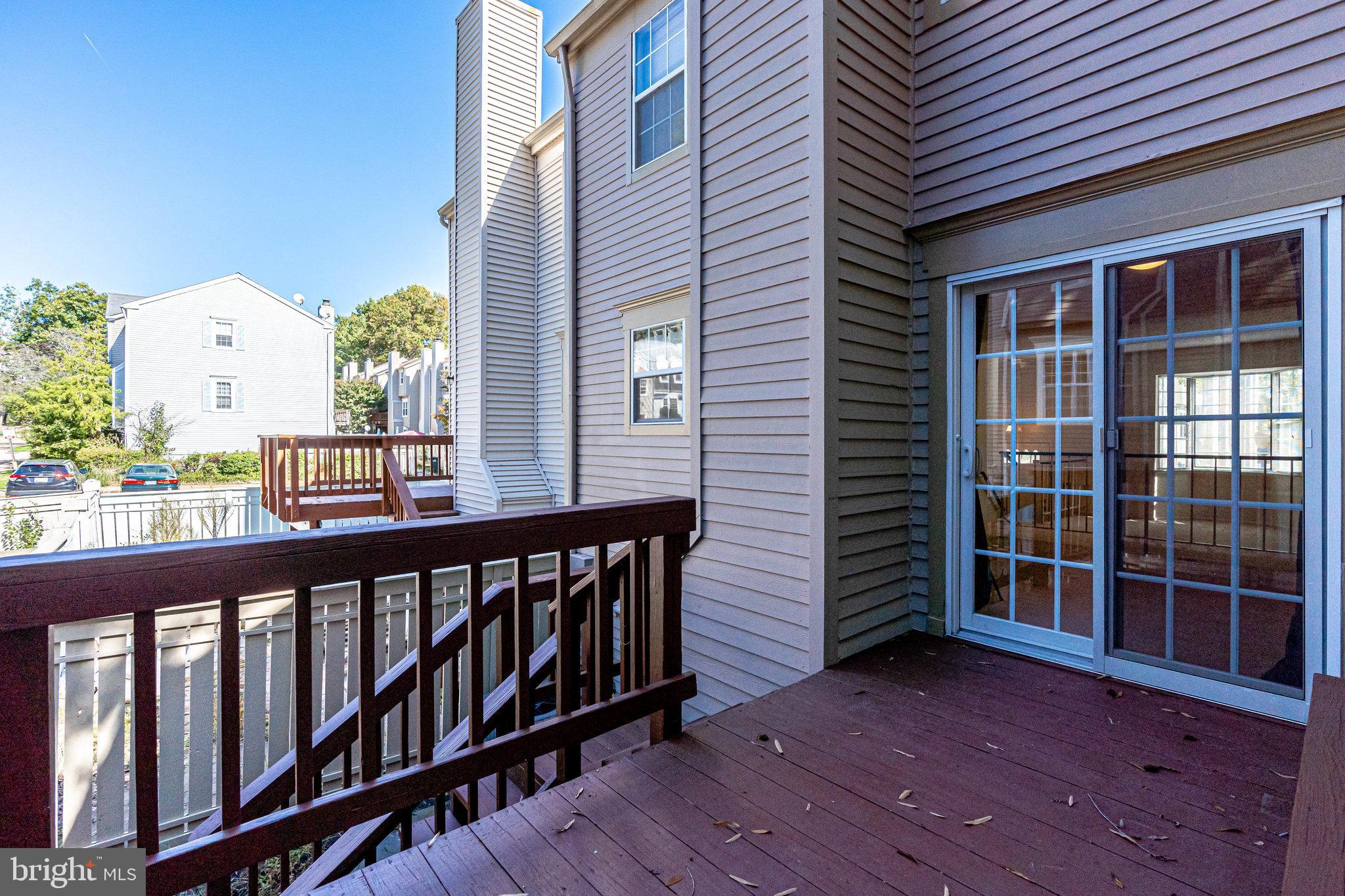 HUNTERS SQUARE - Residential Lease