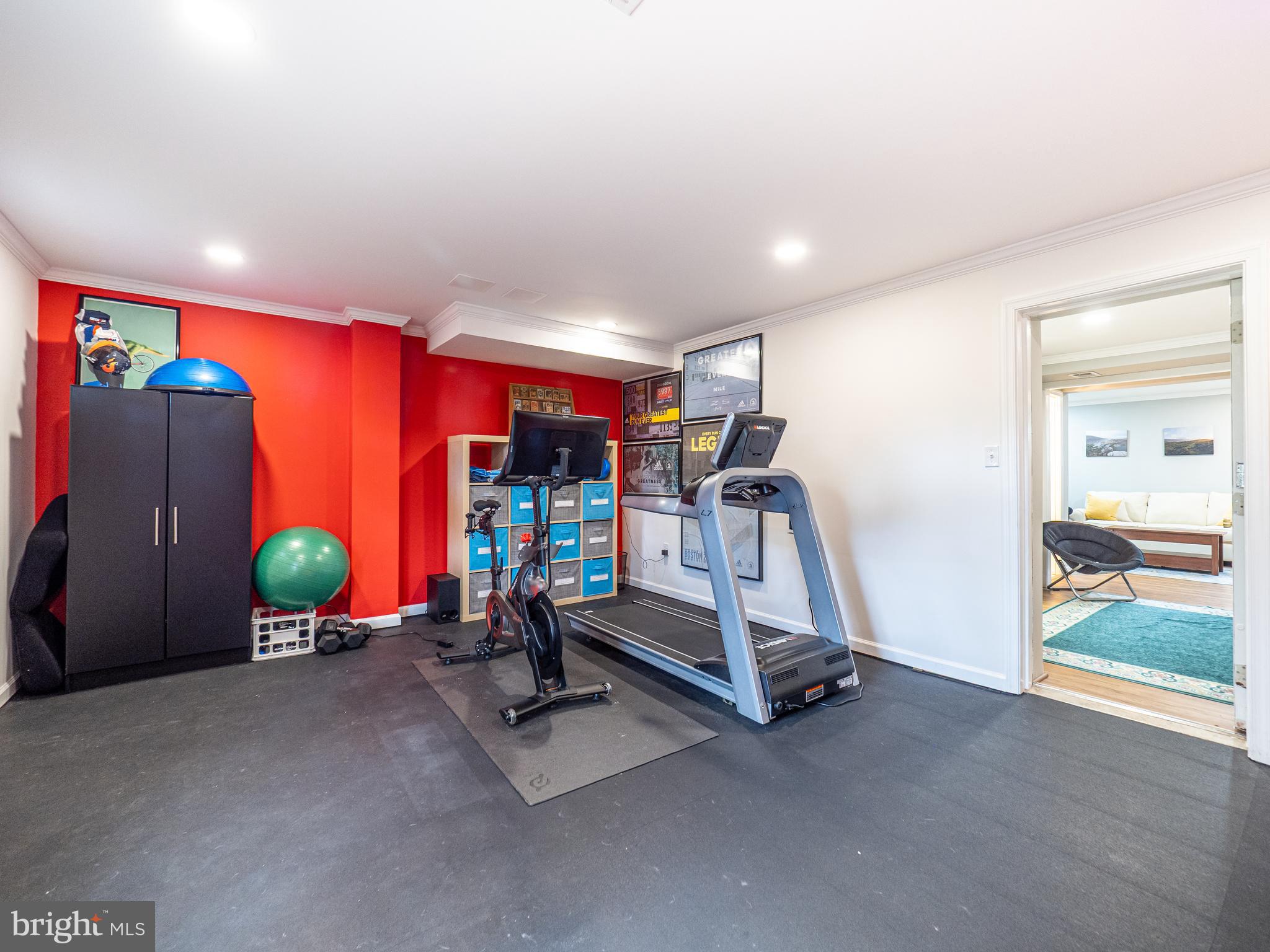 CHURCHILL TOWN SECTOR - Residential Lease