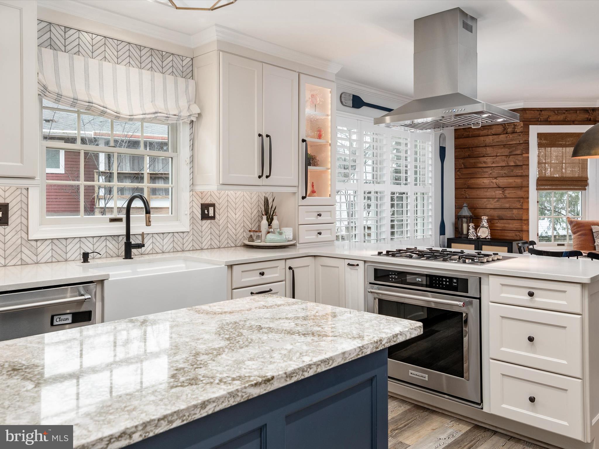 SABRINA PARK - Residential