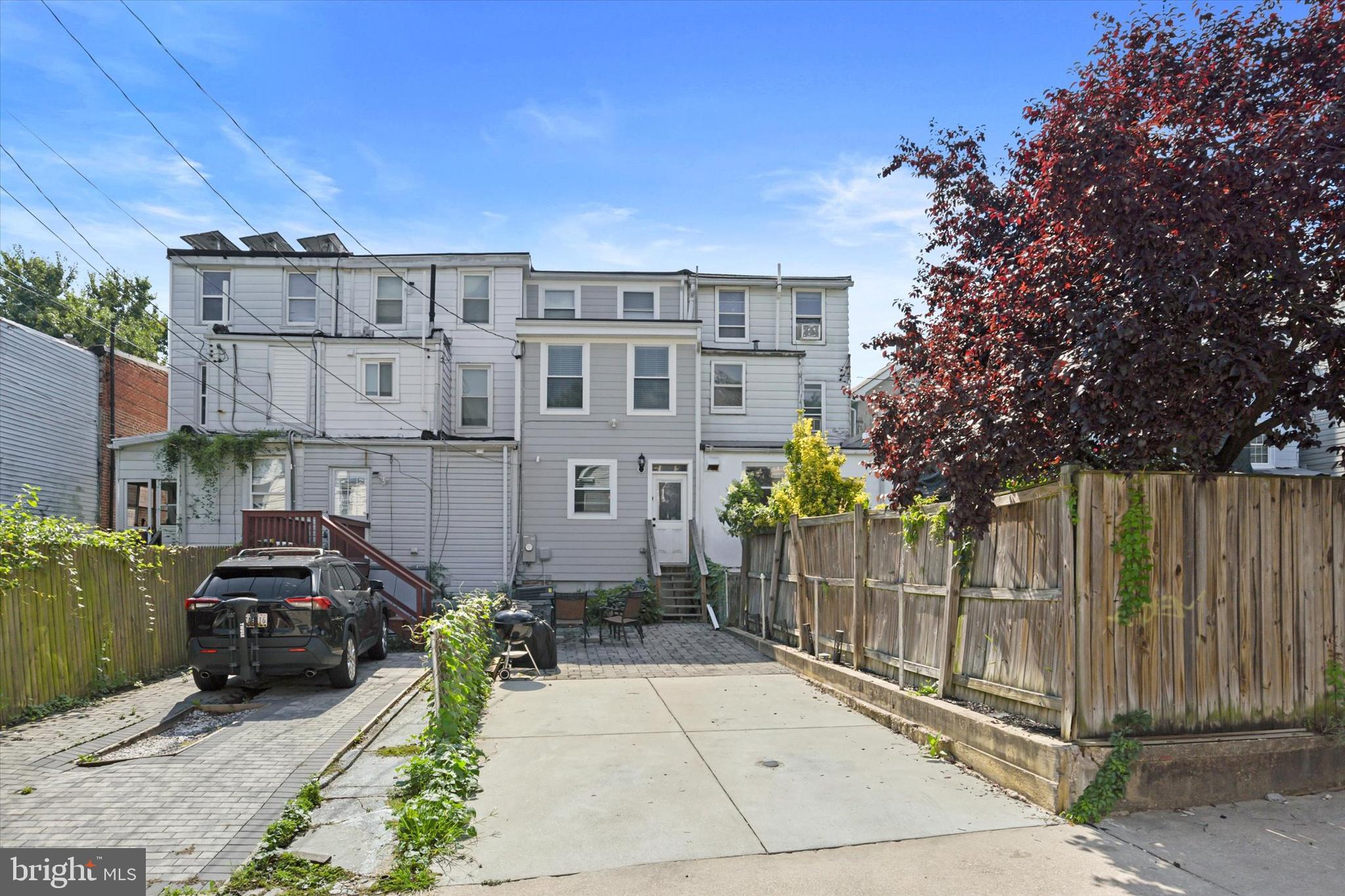 HAMPDEN HISTORIC DISTRICT - Residential