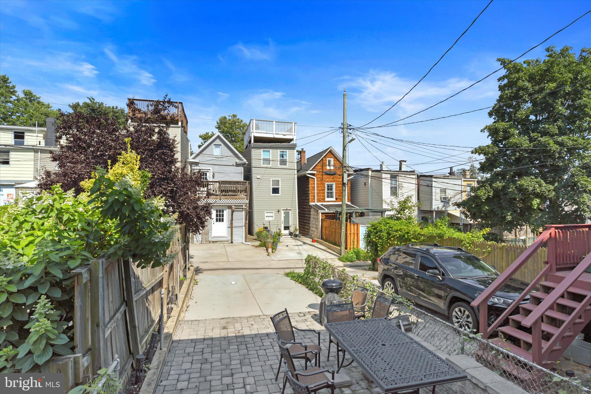 HAMPDEN HISTORIC DISTRICT - Residential