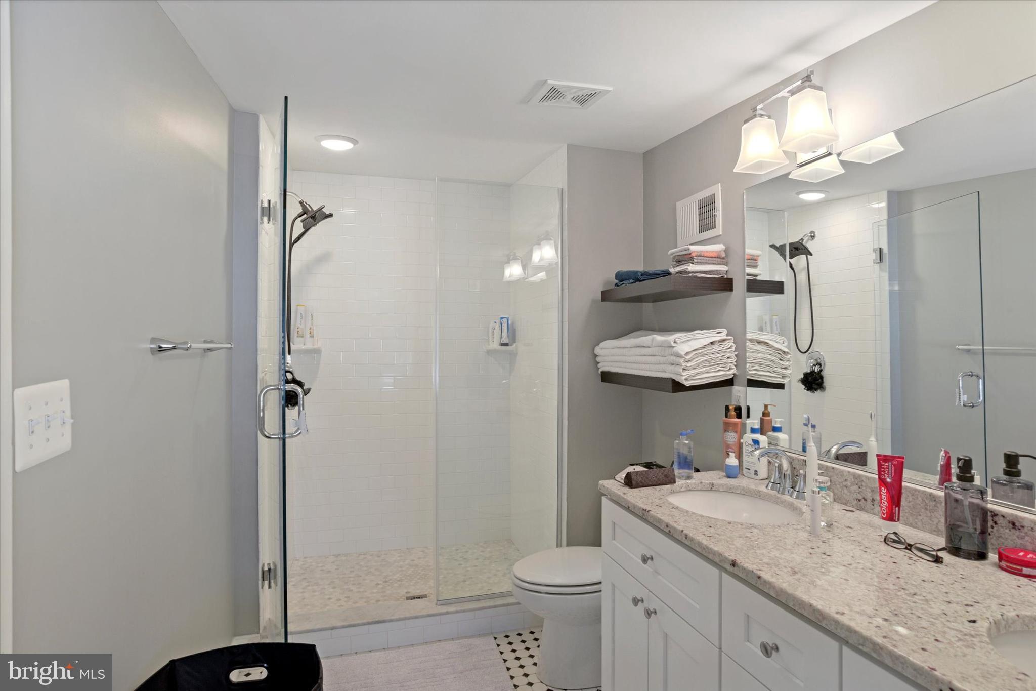 HAMPDEN HISTORIC DISTRICT - Residential