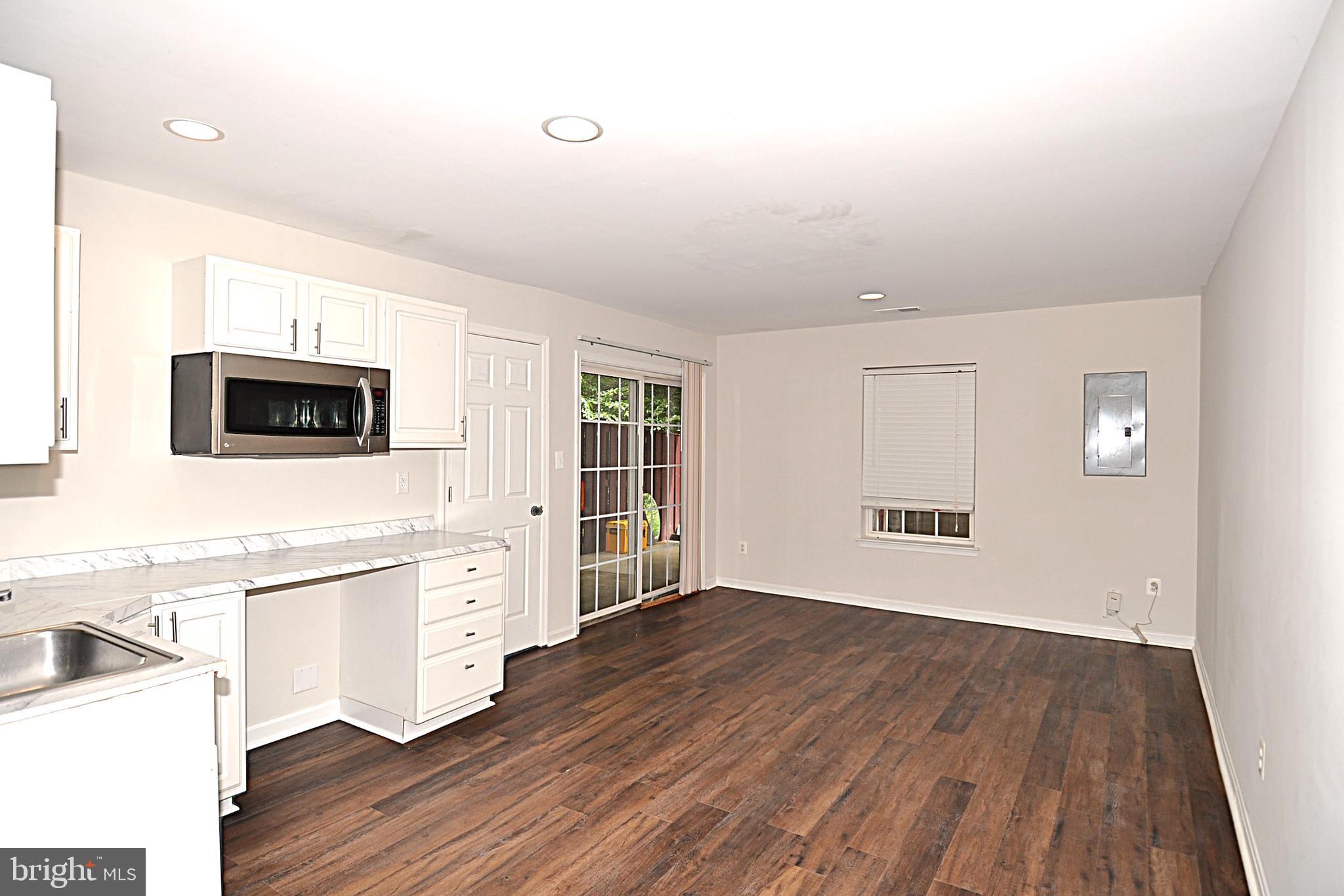 EDWARDS LANDING - Residential