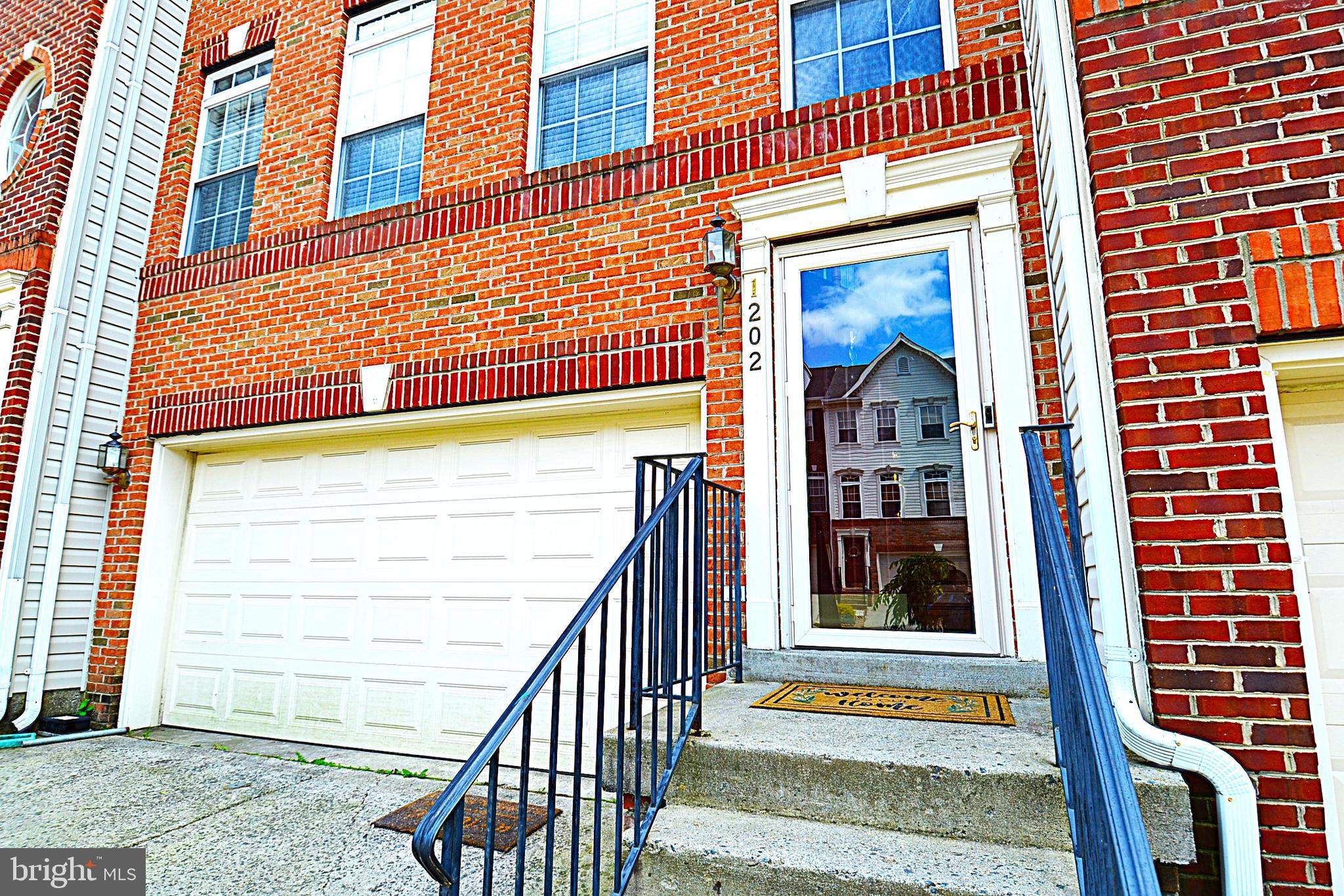 EDWARDS LANDING - Residential