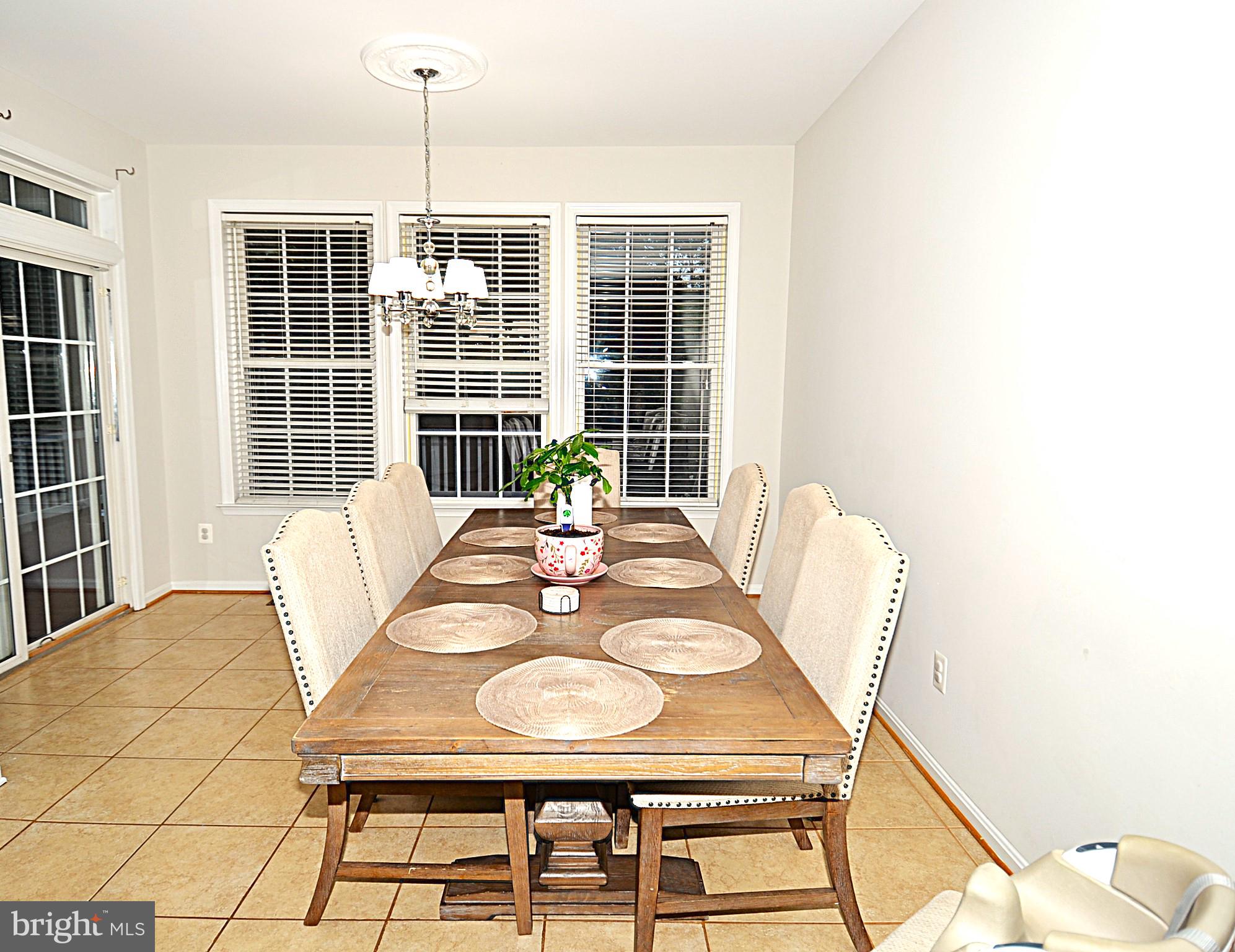 EDWARDS LANDING - Residential