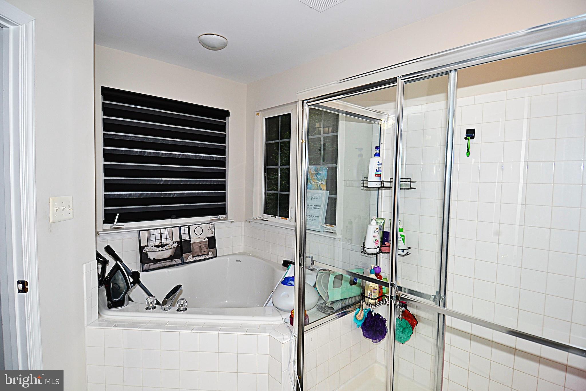 EDWARDS LANDING - Residential