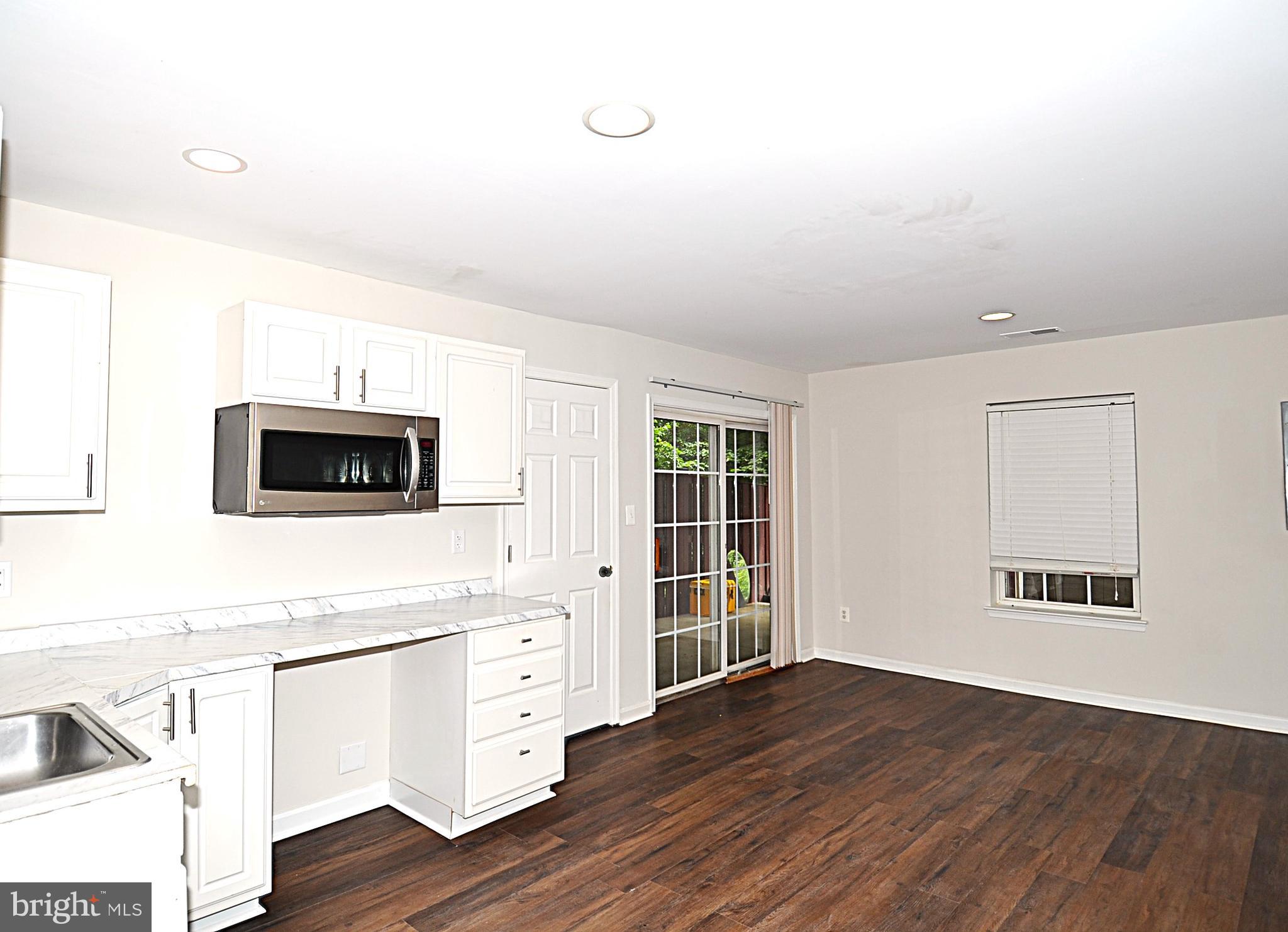 EDWARDS LANDING - Residential