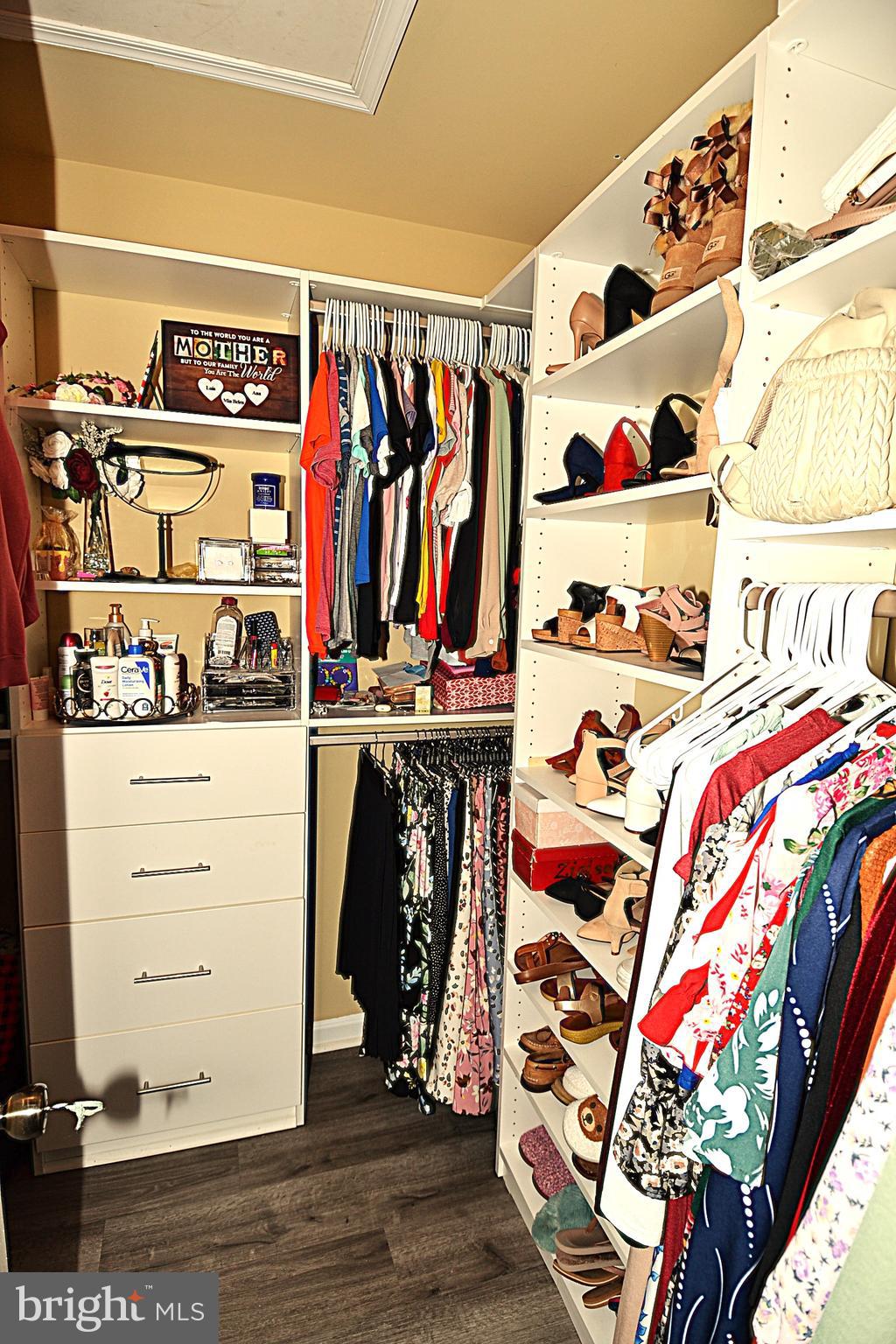 EDWARDS LANDING - Residential