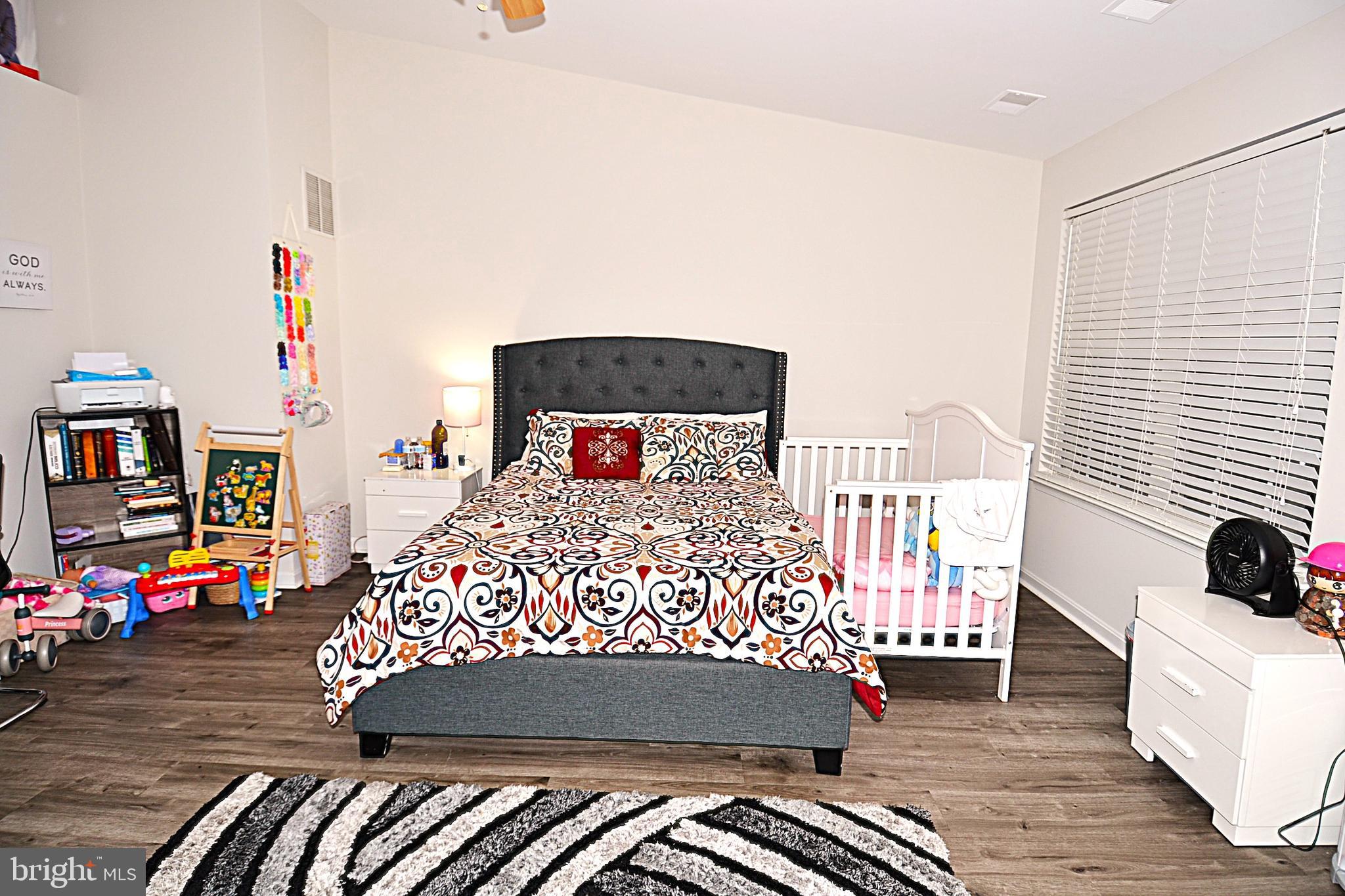 EDWARDS LANDING - Residential