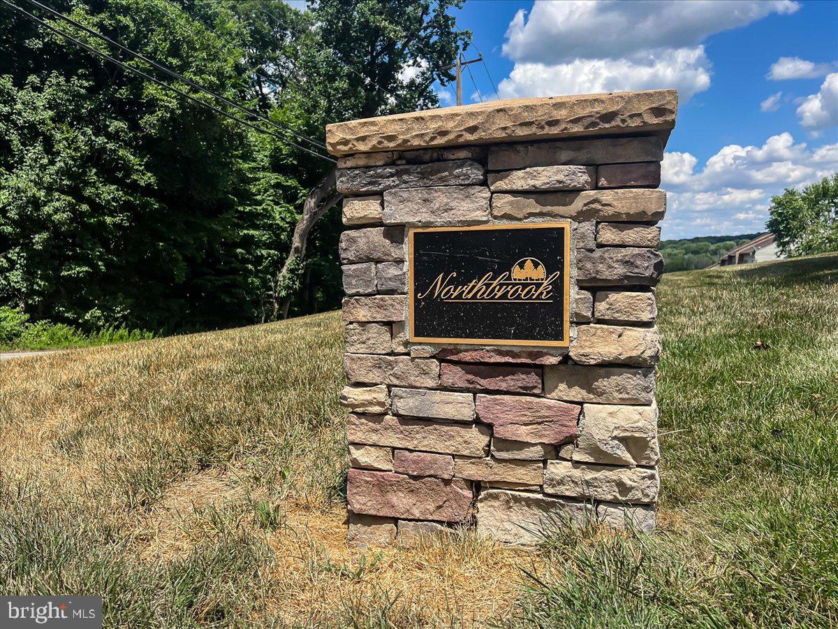 NORTHBROOK - Residential