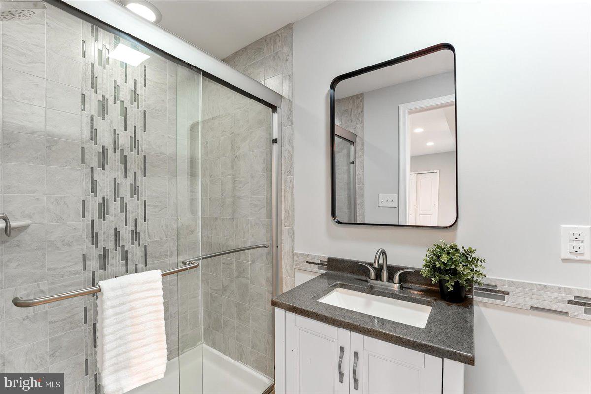 NORTHBROOK - Residential